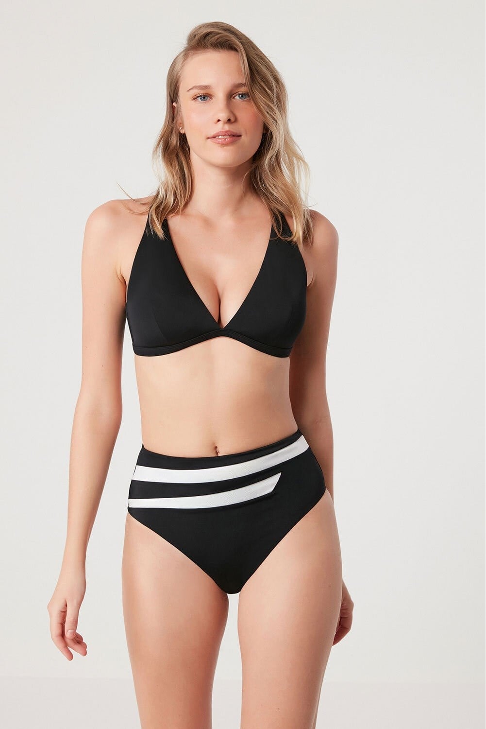 Kom Selin Kadın Üçgen Bikini Siyah