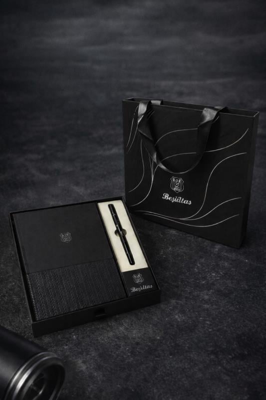 Beşiktaş Premium A5 Defter & Roller Kalem Seti (96 Yaprak Çizgili) – Özel Kutulu