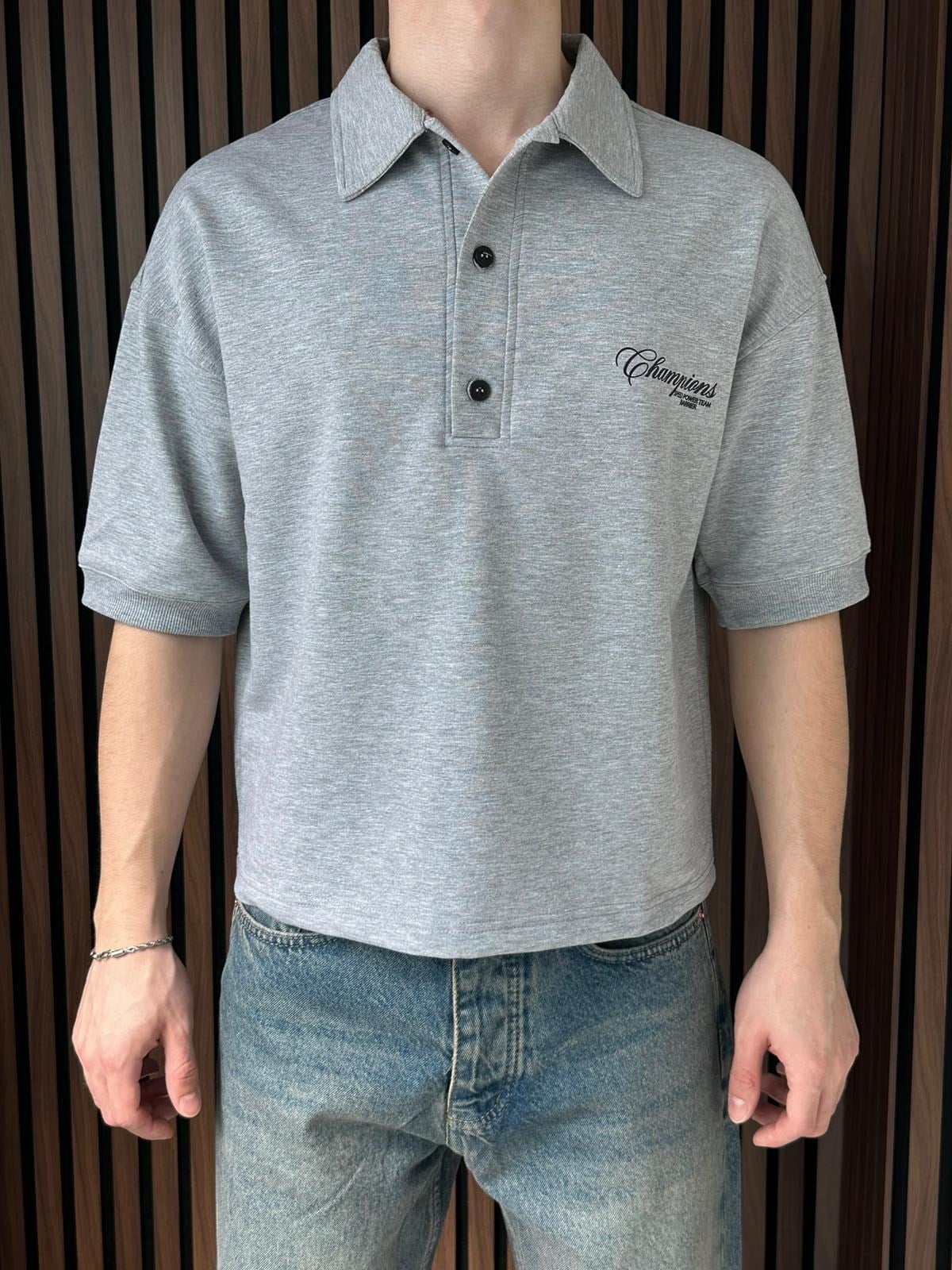 Polo Yaka Champions Baskılı Crop Tshirt Gri