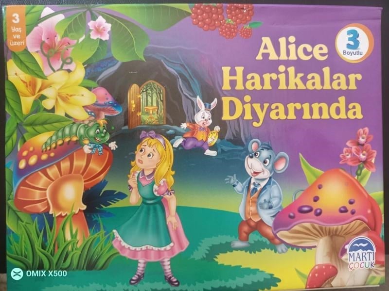 Alice Harikalar Diyarında (3 Boyutlu)