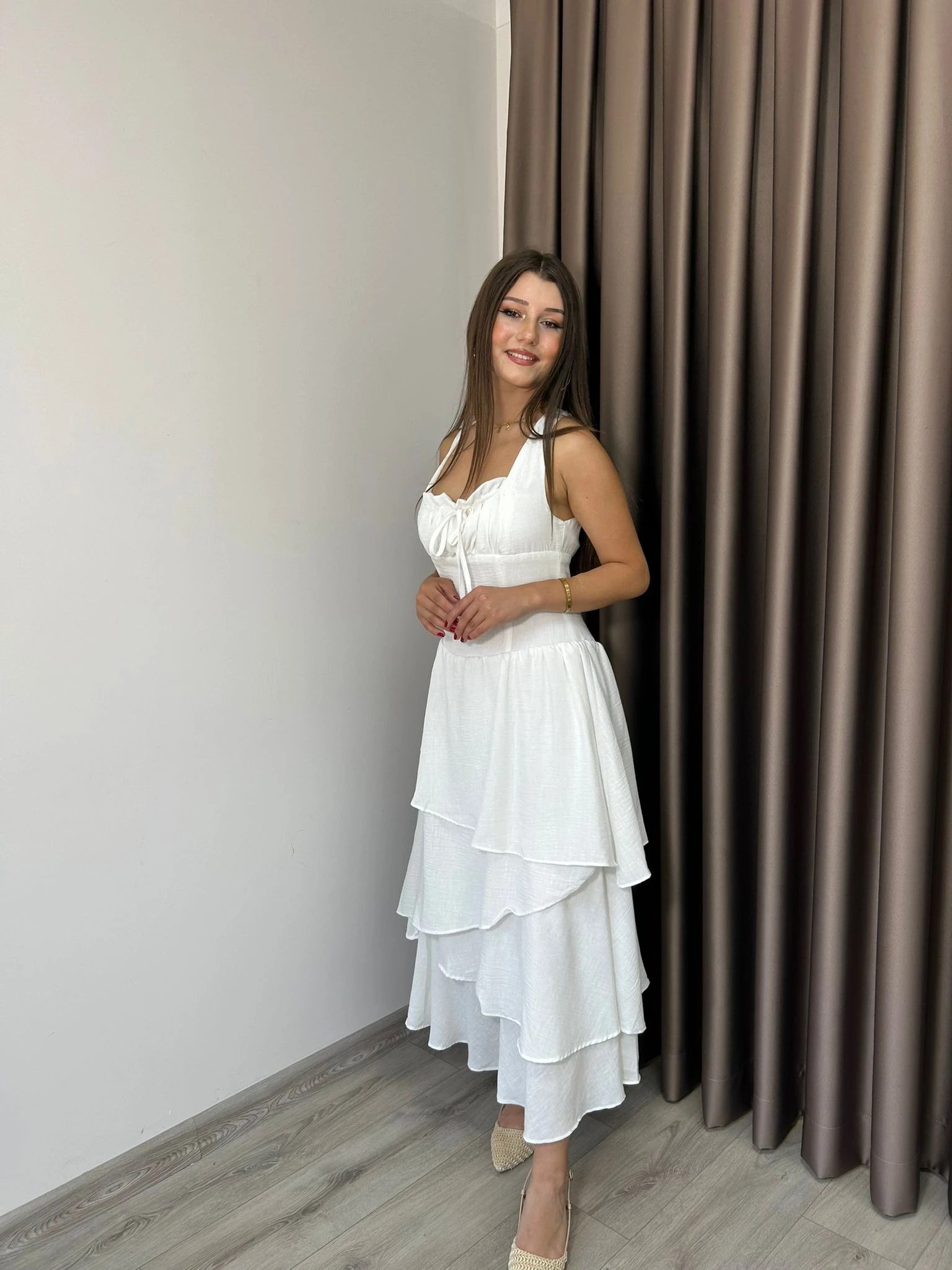 FIRFIR DETAYLI KAT KAT ELBİSE