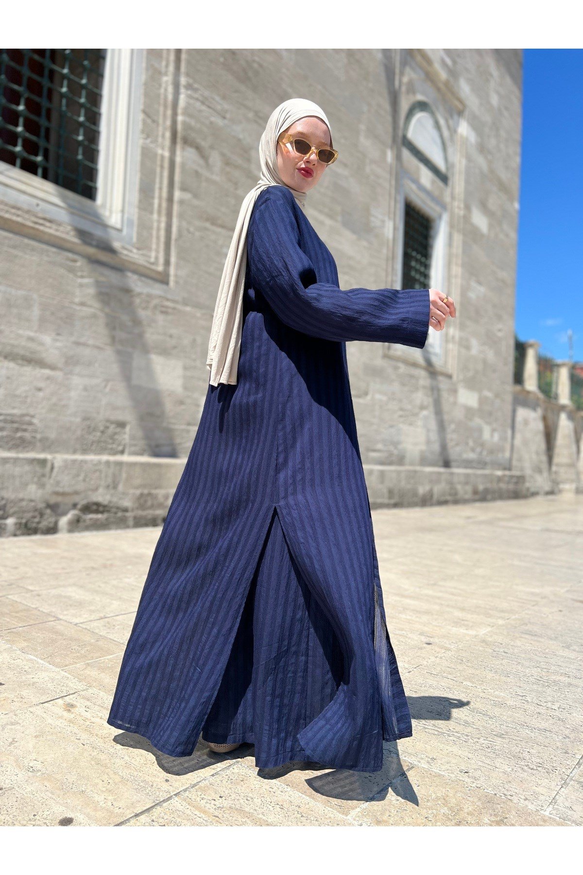 DÜĞMESİZ ÇİZGİLİ LACİVERT ABAYA PANTOLON TAKIM