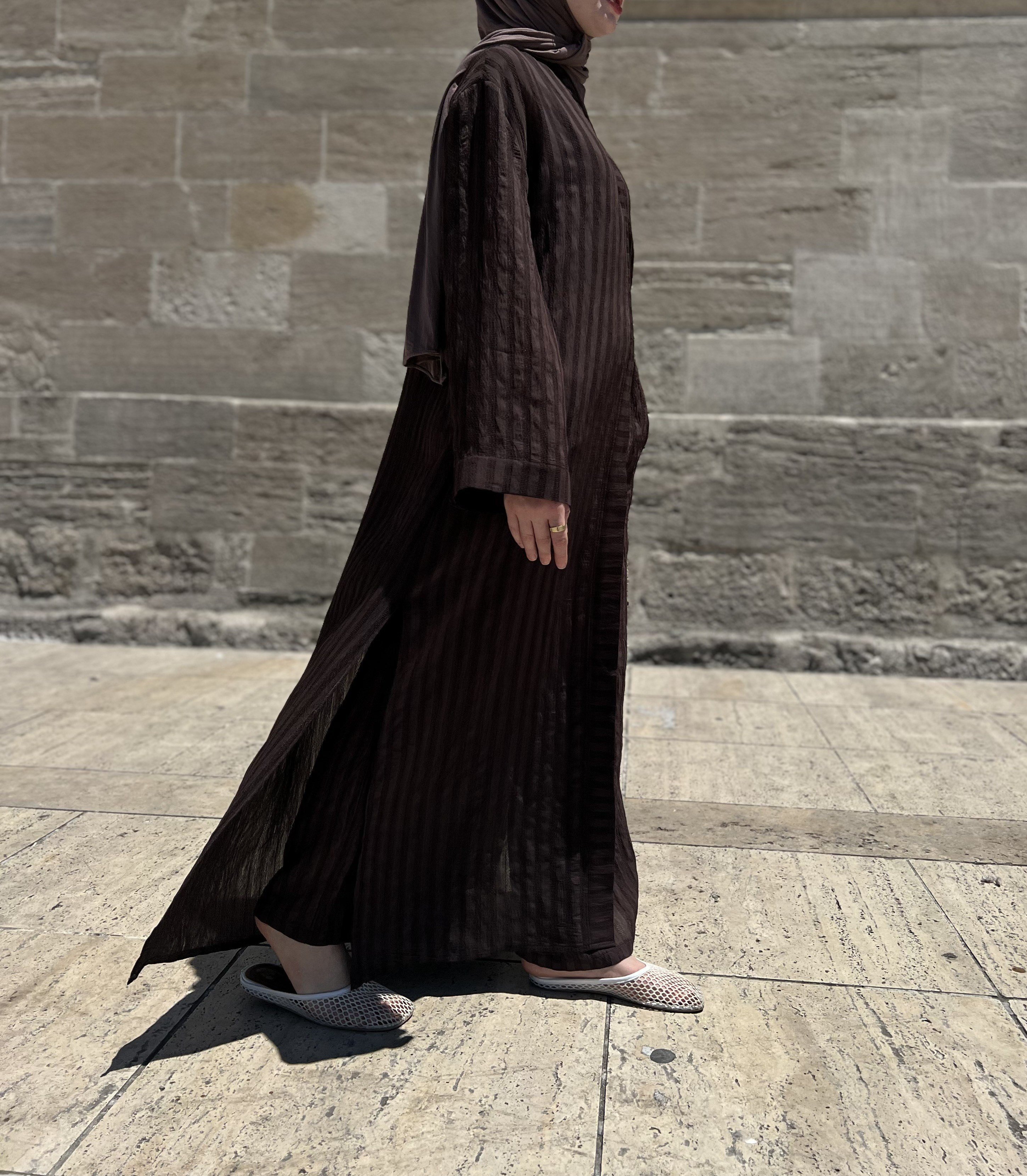 KAHVERENGİ PANTOLONLU ABAYA TAKIM