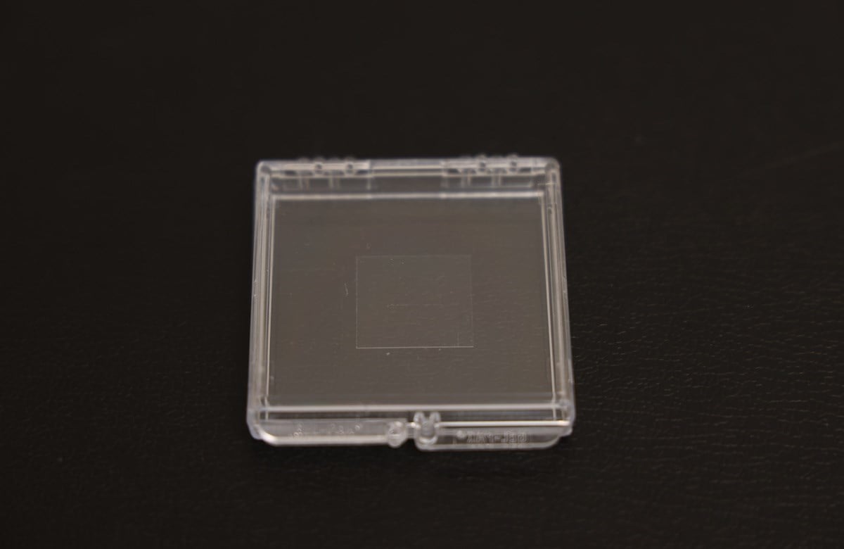 Graphene on Quartz Glass