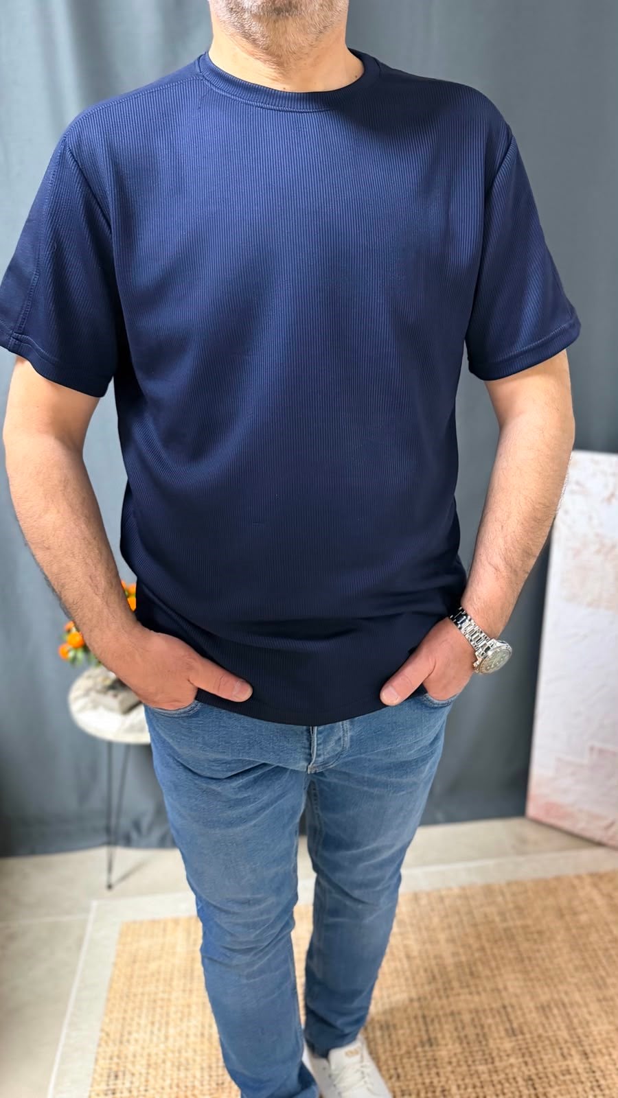 KOL DETAYLI FİTİLLİ TİŞÖRT