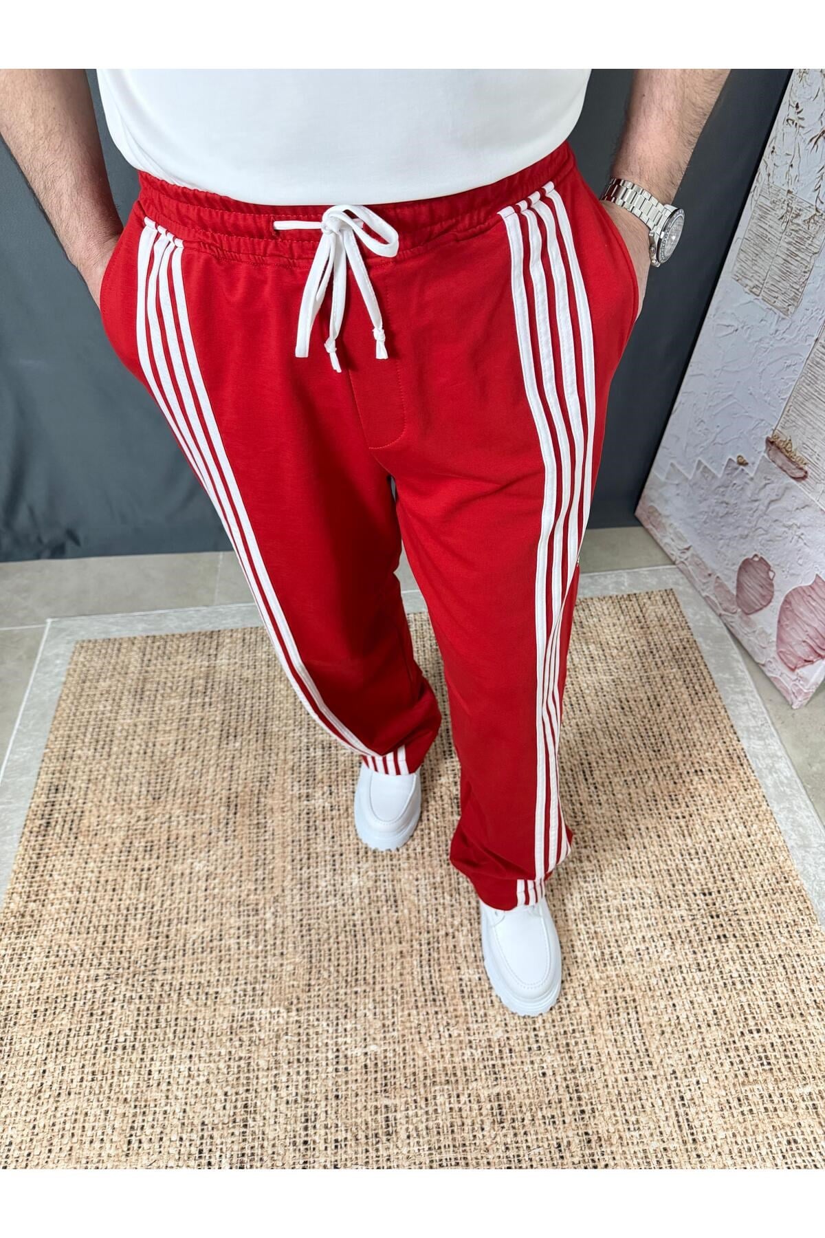 YANLARI DÜĞMELİ BAGGY EŞOFMAN