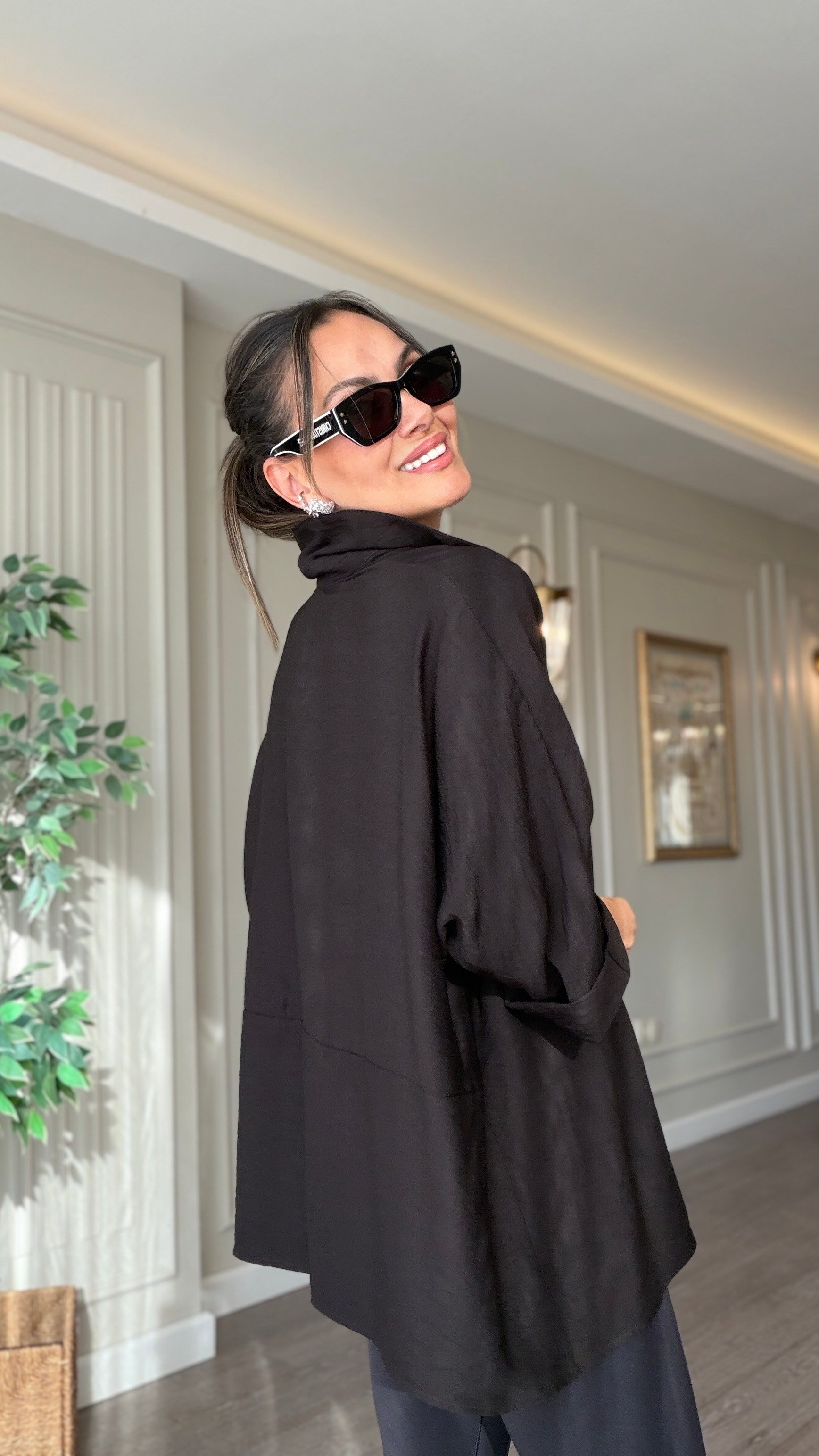 Siyah Oversize Kadın Gömlek