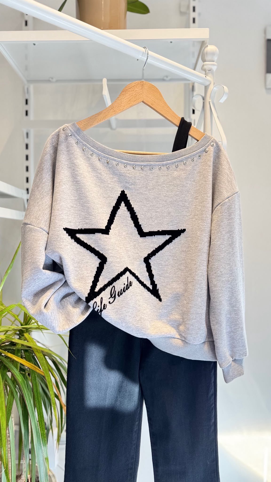 L Beden Zımbalı Yıldız Sweat