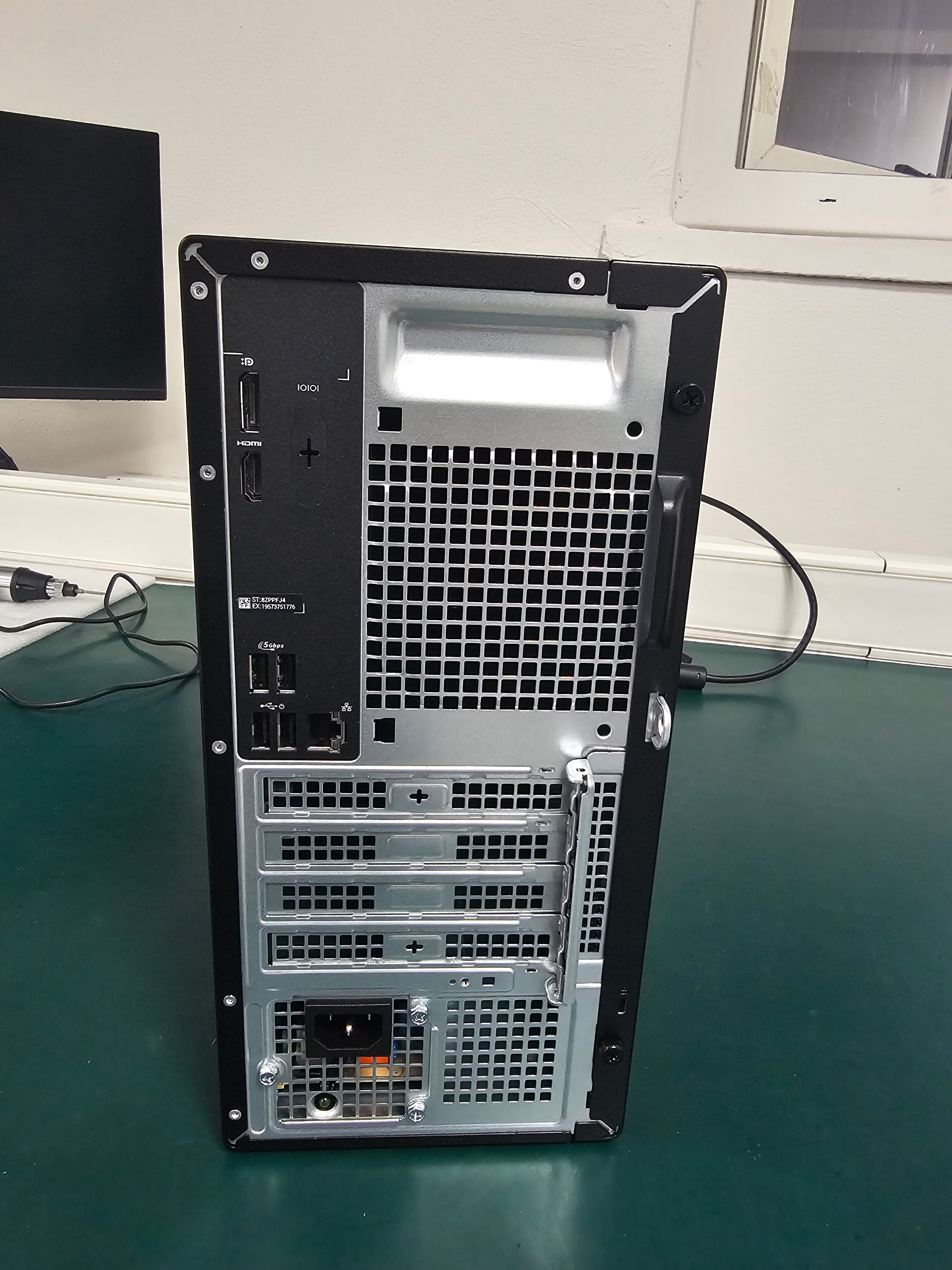Dell Tower QVT1260 i5-14500 16GB 512SSD FreeDOS Masaüstü Bilgisayar