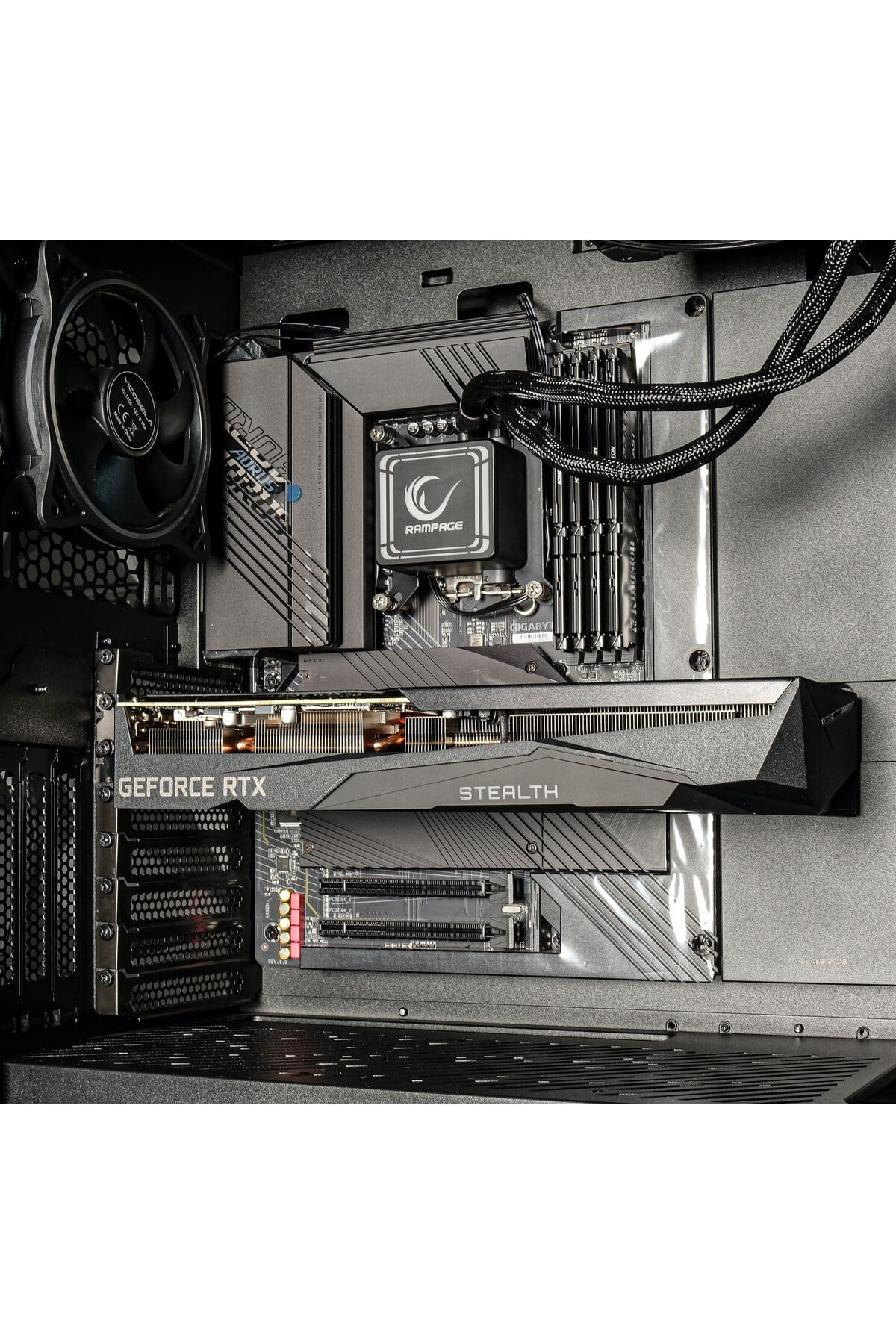 Gigabyte Stealth GSR1 i5 3070-144F008 i5-14400F 64GB 2TBSSD RTX3070 FreeDOS Masaüstü Bilgisay