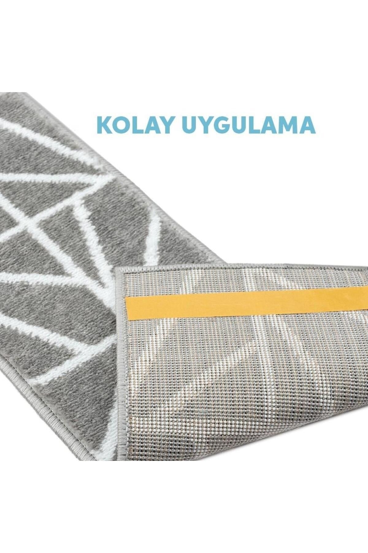 Home GH39A-WDBE Üçgen Desenli Kaydırmaz Tabanlı 13'lü Merdiven Halısı - Beyaz/Koyu Bej