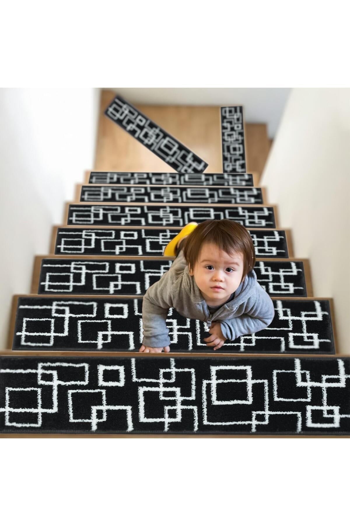 Home GH40A-WNVY Kare Desenli Kaydırmaz Tabanlı 13'lü Merdiven Halısı - Beyaz/Lacivert