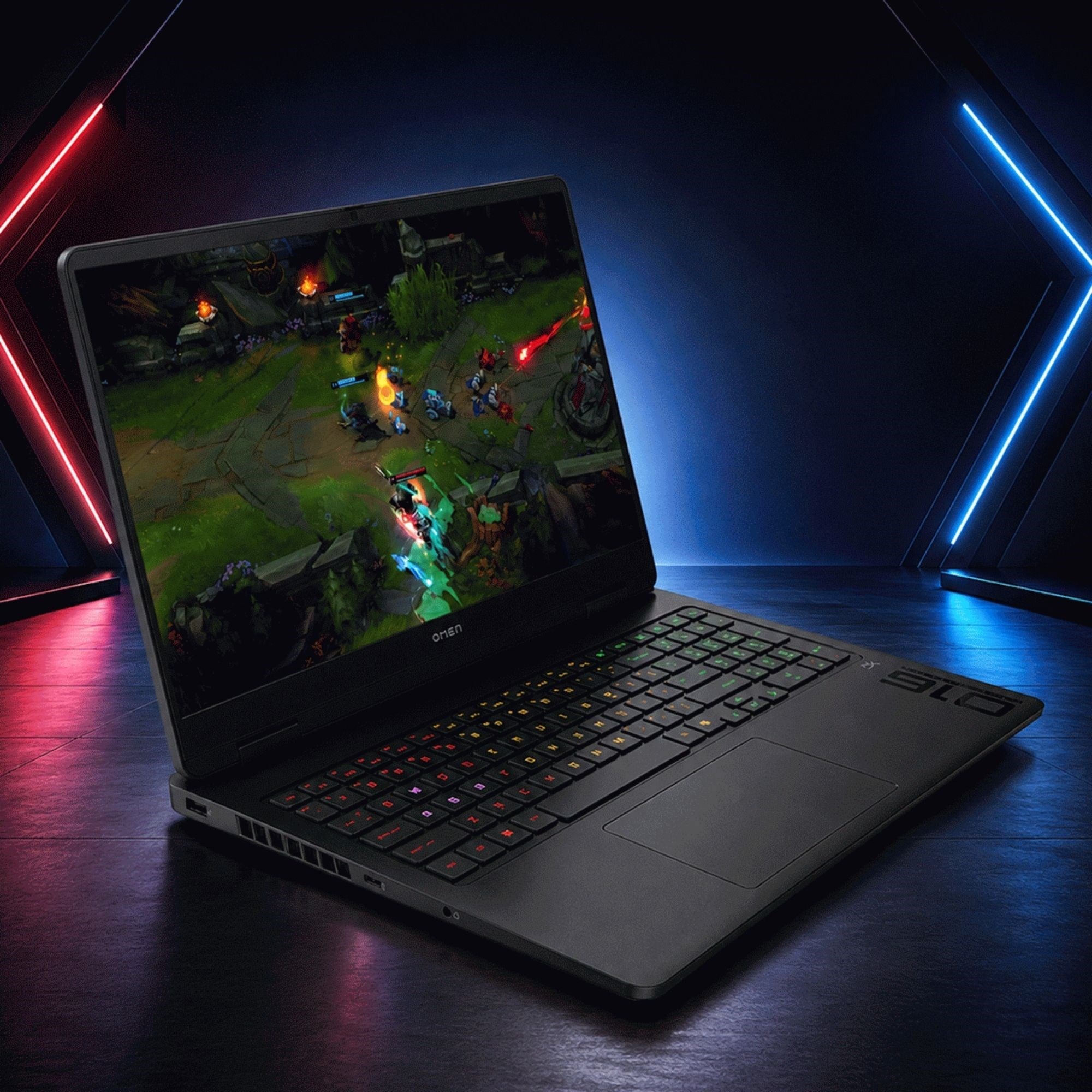 HP OMEN 16-AM0016NT BQ3R2EA i7-14650HX 32GB 1TBSSD RTX5060 16