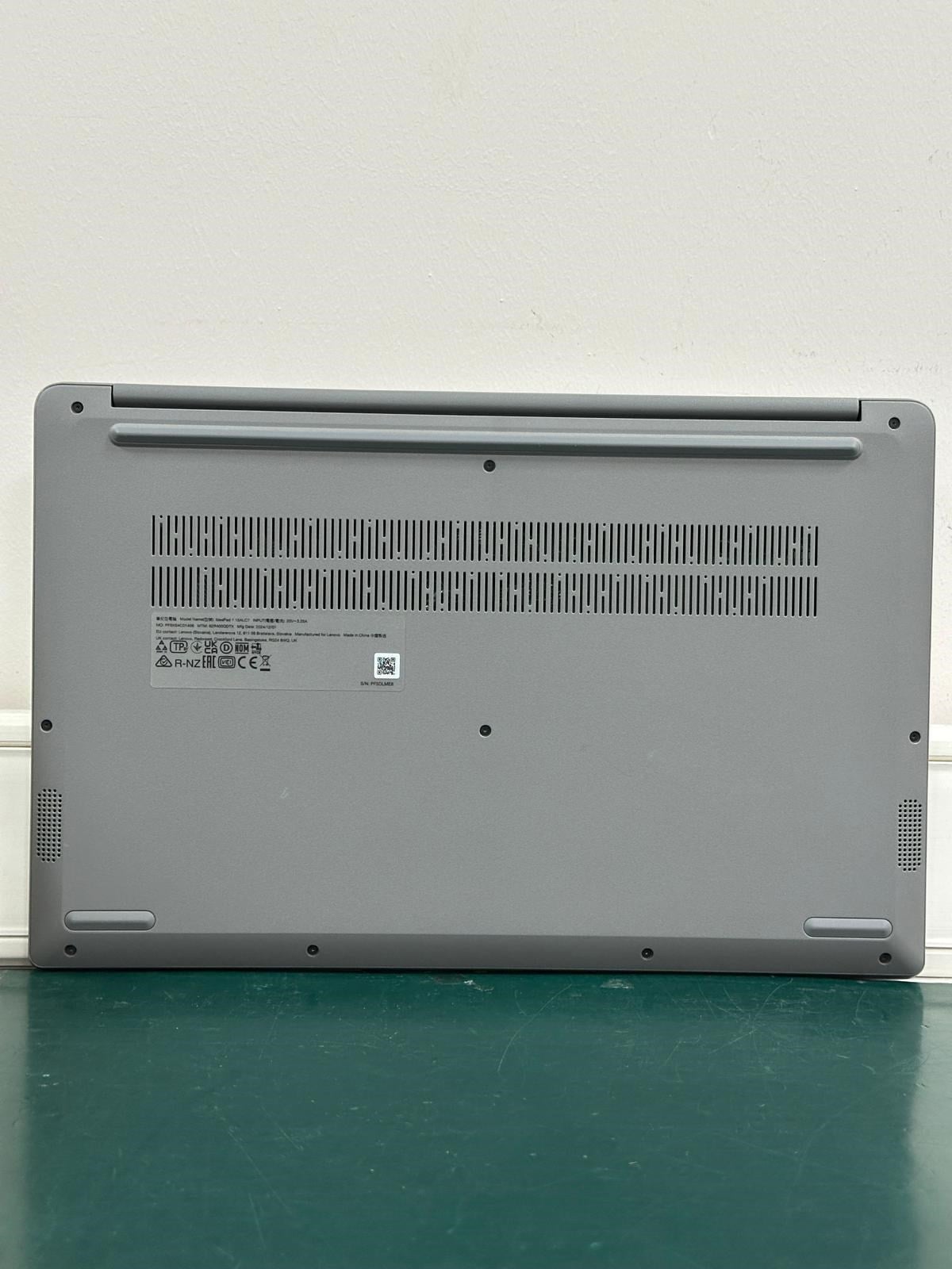 Lenovo IdeaPad 1 82R400KUTX07 Ryzen5 5500U 40GB 1TBSSD 15.6