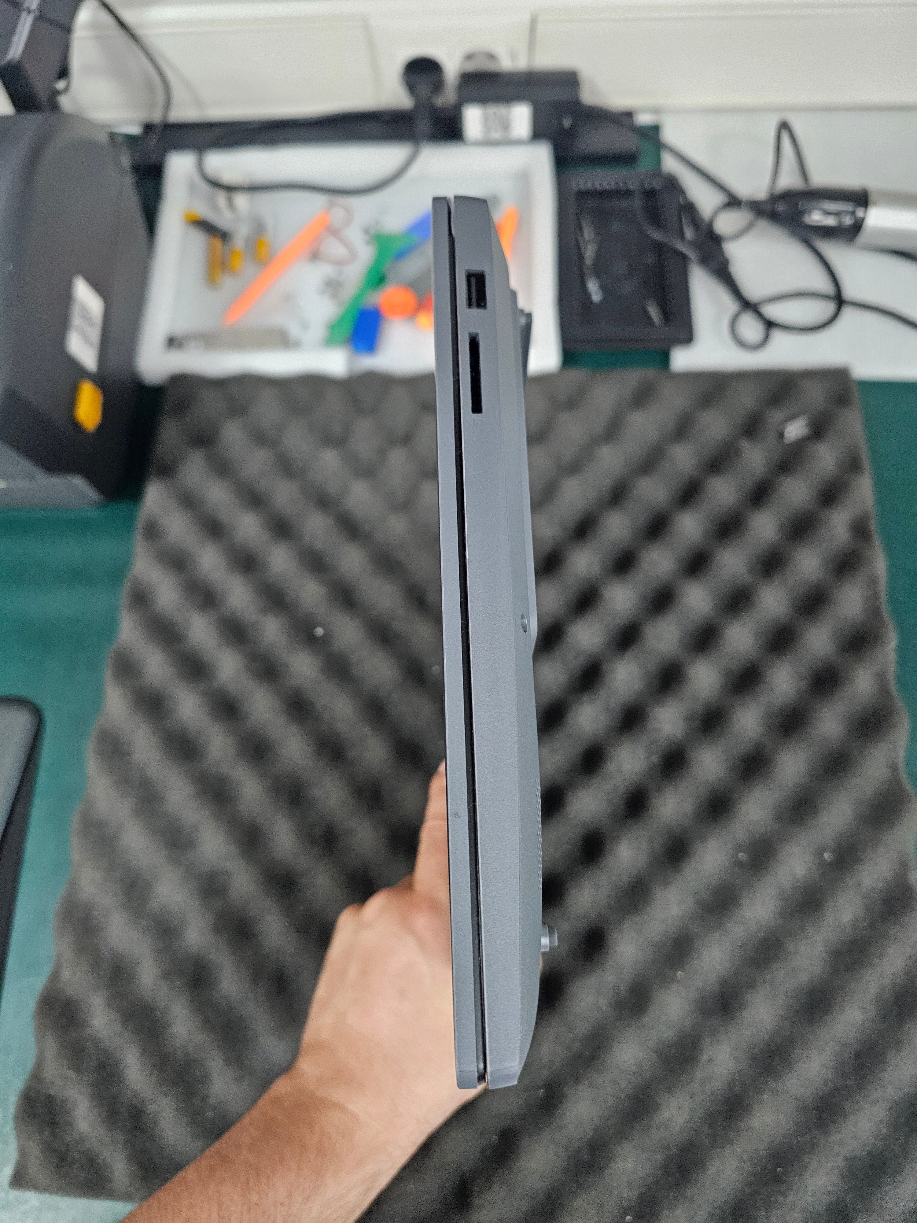 Lenovo LOQ 83S0002YTR Ryzen7-7735HS 16GB 512SSD RTX4050 15.6