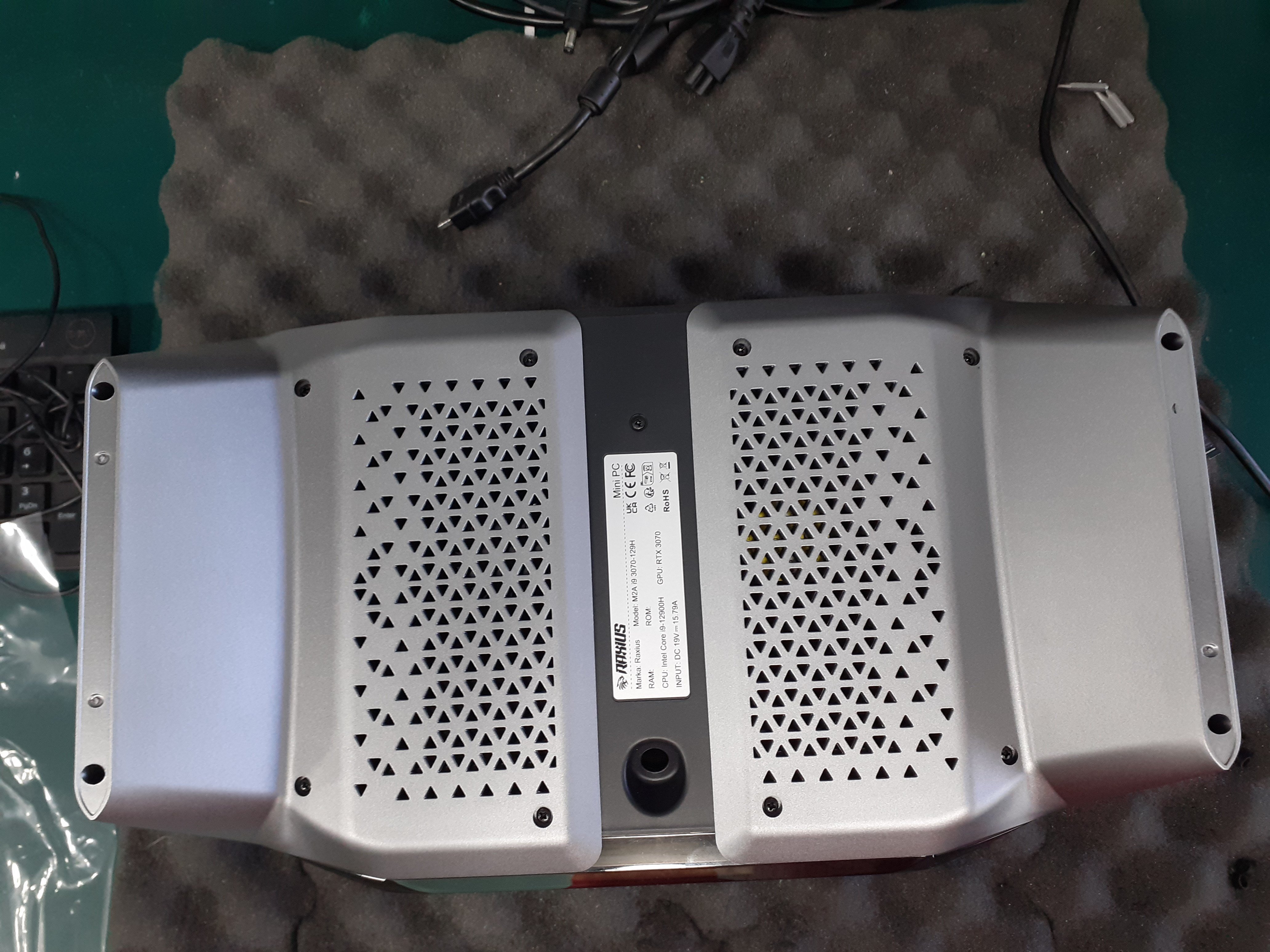 RaXius Vector GX-I129.3070 i9-12900H RTX3070 FreeDOS Mini PC (Ram ve Disk Yok)
