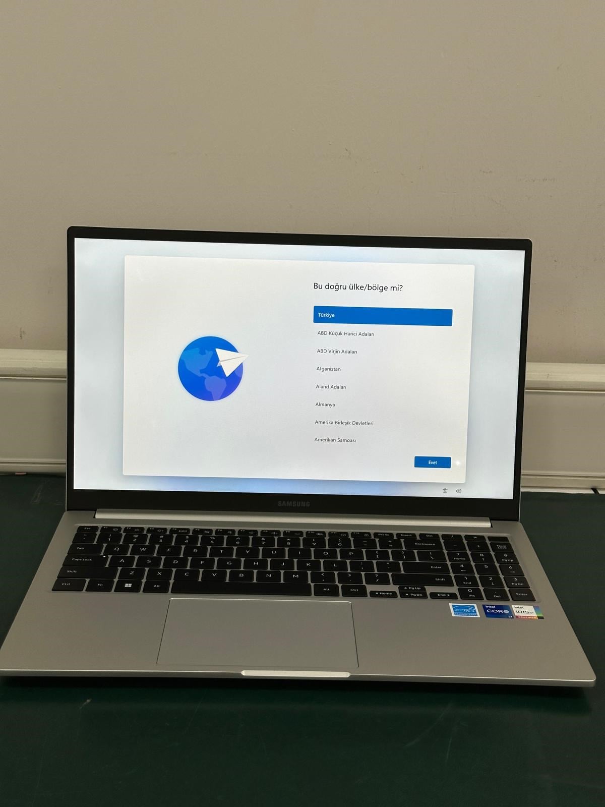 Samsung Galaxy Book3 NP750XFG-K00TT i7-1355U 16GB 512SSD 15.6