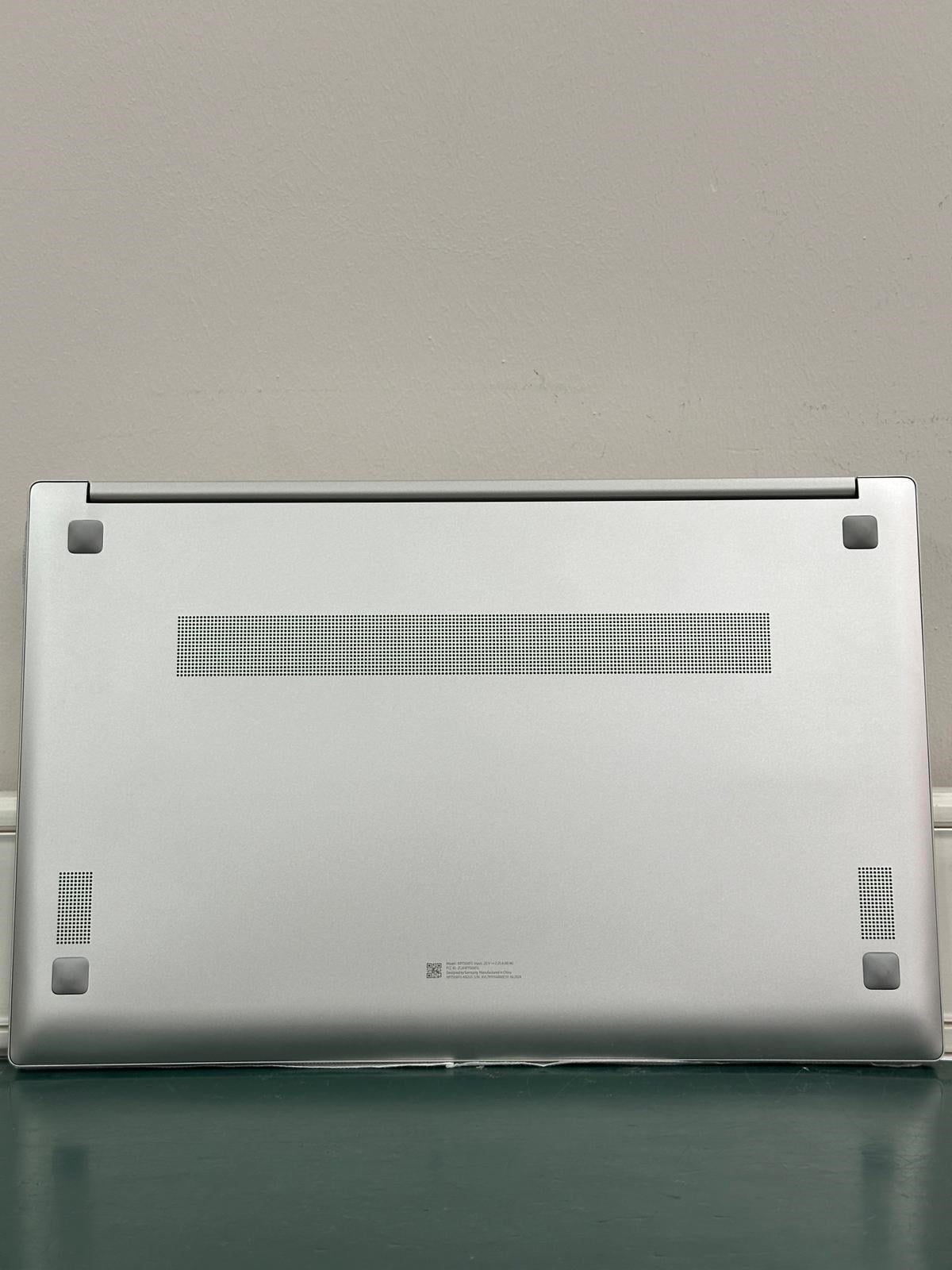 Samsung Galaxy Book3 NP750XFG-K00TT i7-1355U 16GB 512SSD 15.6