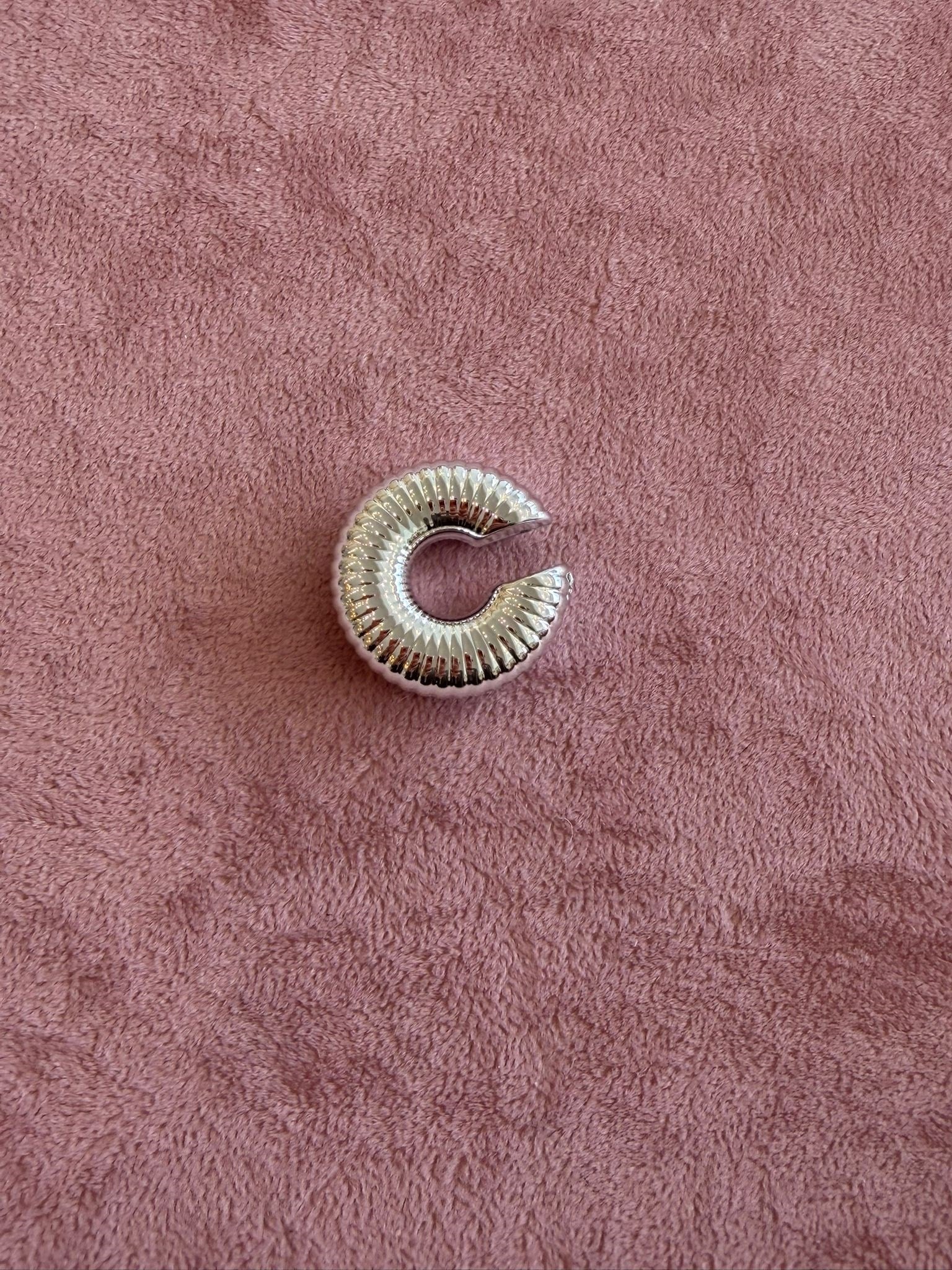 EARCUFF SİLVER RENK ÇİZGİLİ 