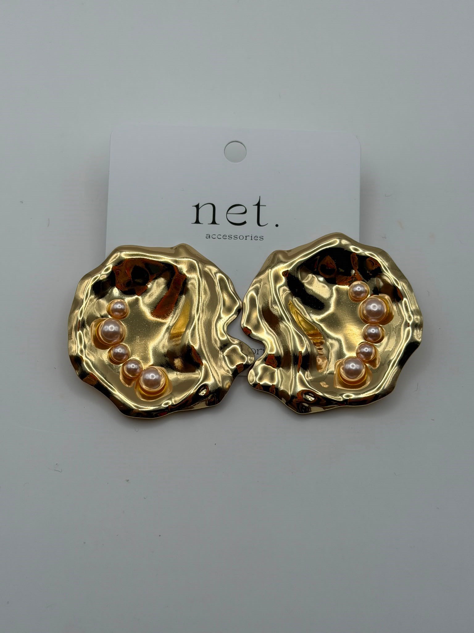 GOLD PEMBE İNCİ DETAY KÜPE