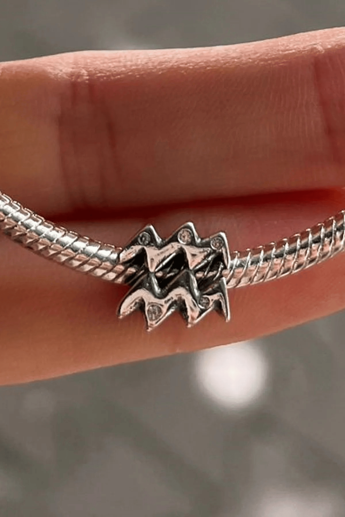 Burç Charm