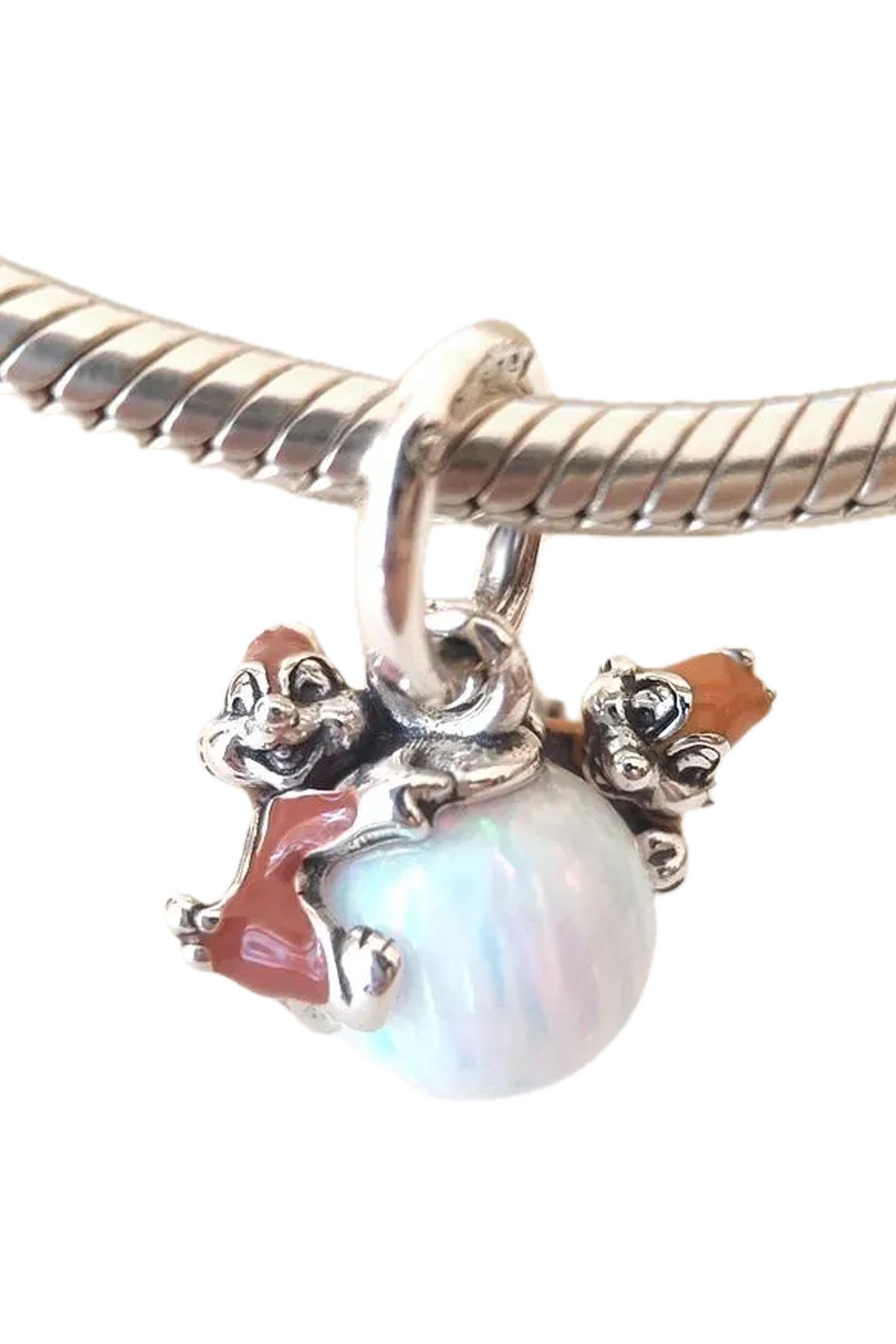 Chip ve Dale Sallantılı Charm