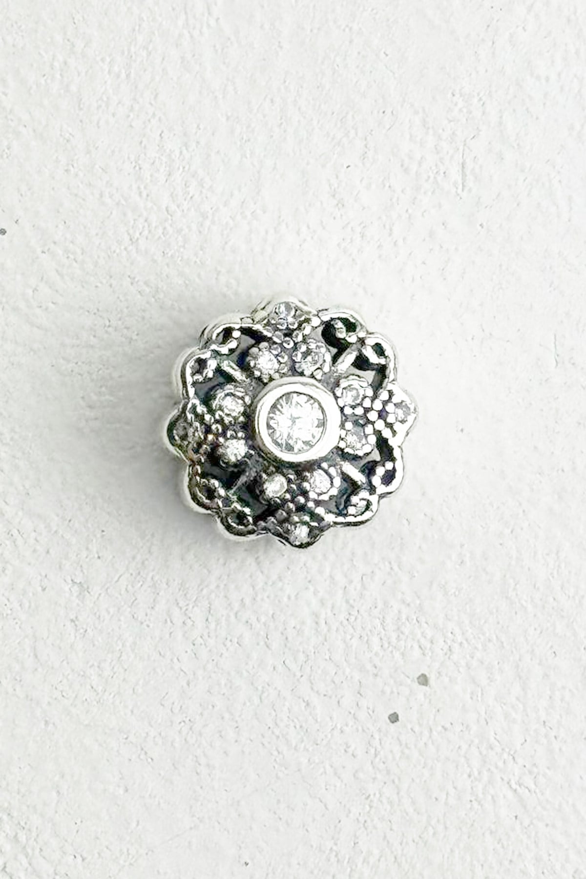 Taşlı Papatya Boncuk Gümüş Charm