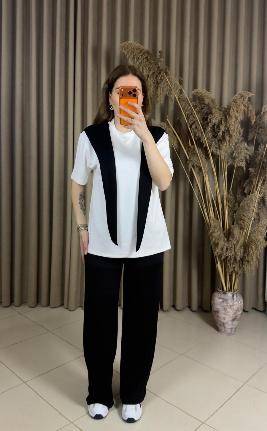 Siyah Bağlama Detaylı Modal Takım
