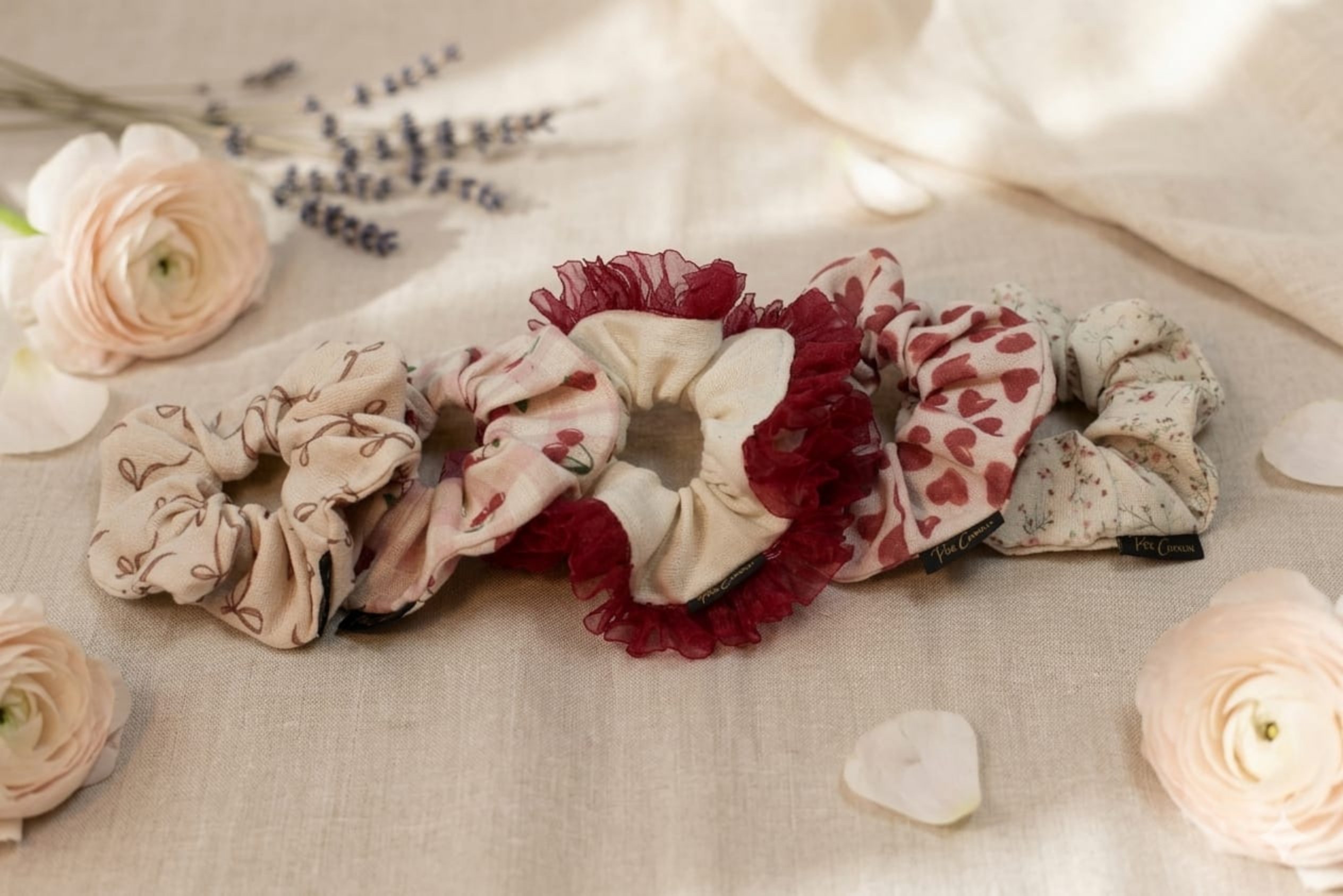 Pure Muse: 5'li Organik Müslin Scrunchie Seti | Per Capelli® - Kırmızı