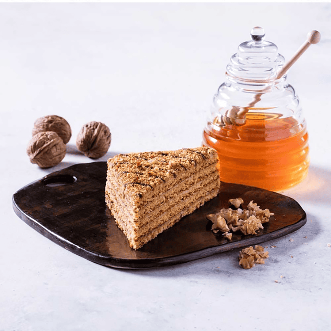 Donuk Rella Cake Ballı Cevizli Kek Klasik Marlenka 800 g - 8 Dilim - EDTİstanbul - EDT100141 - EDT İstanbul
