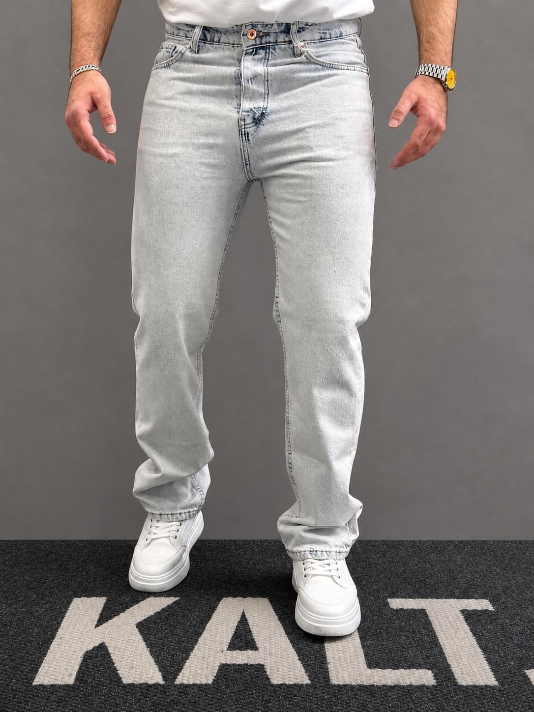 Buz Beyaz Jean