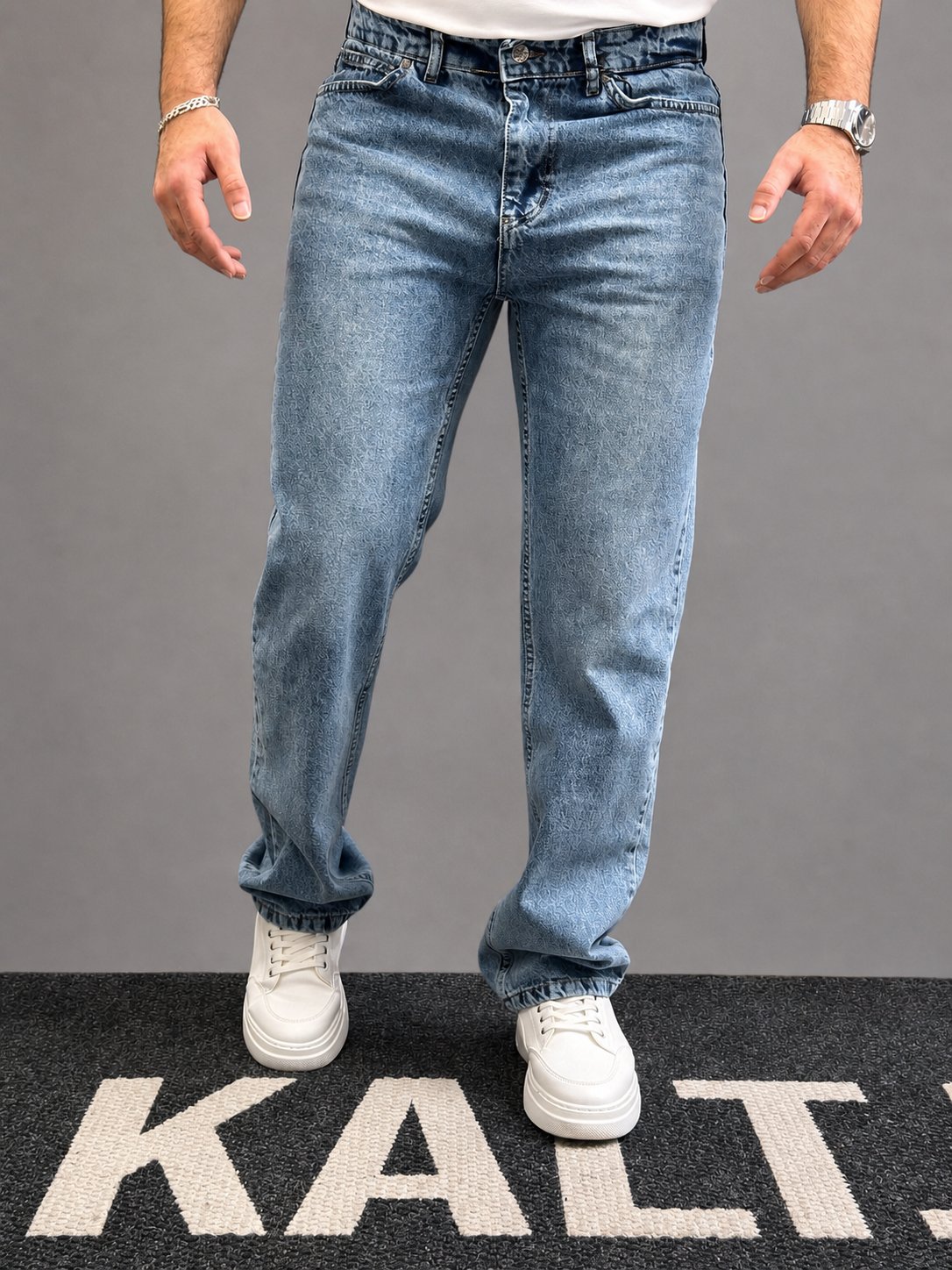 Buz Mavi Jean