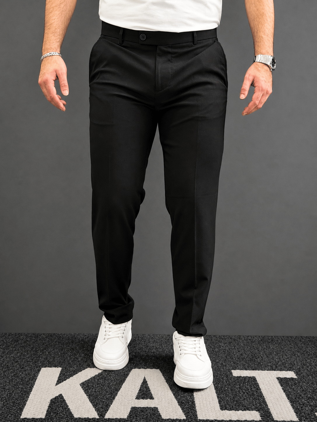 İtalyan Kalıp Siyah Jogger