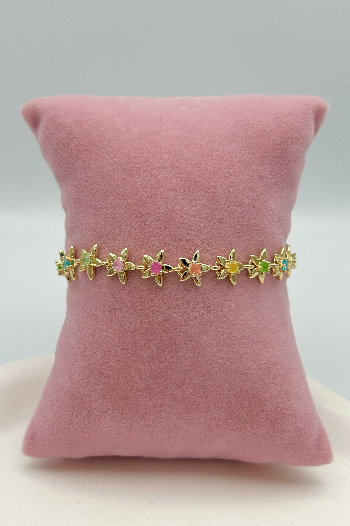 14K Altın Kaplama Renkli ve Çiçekli Kadın Bileklik (17 cm+2 cm)