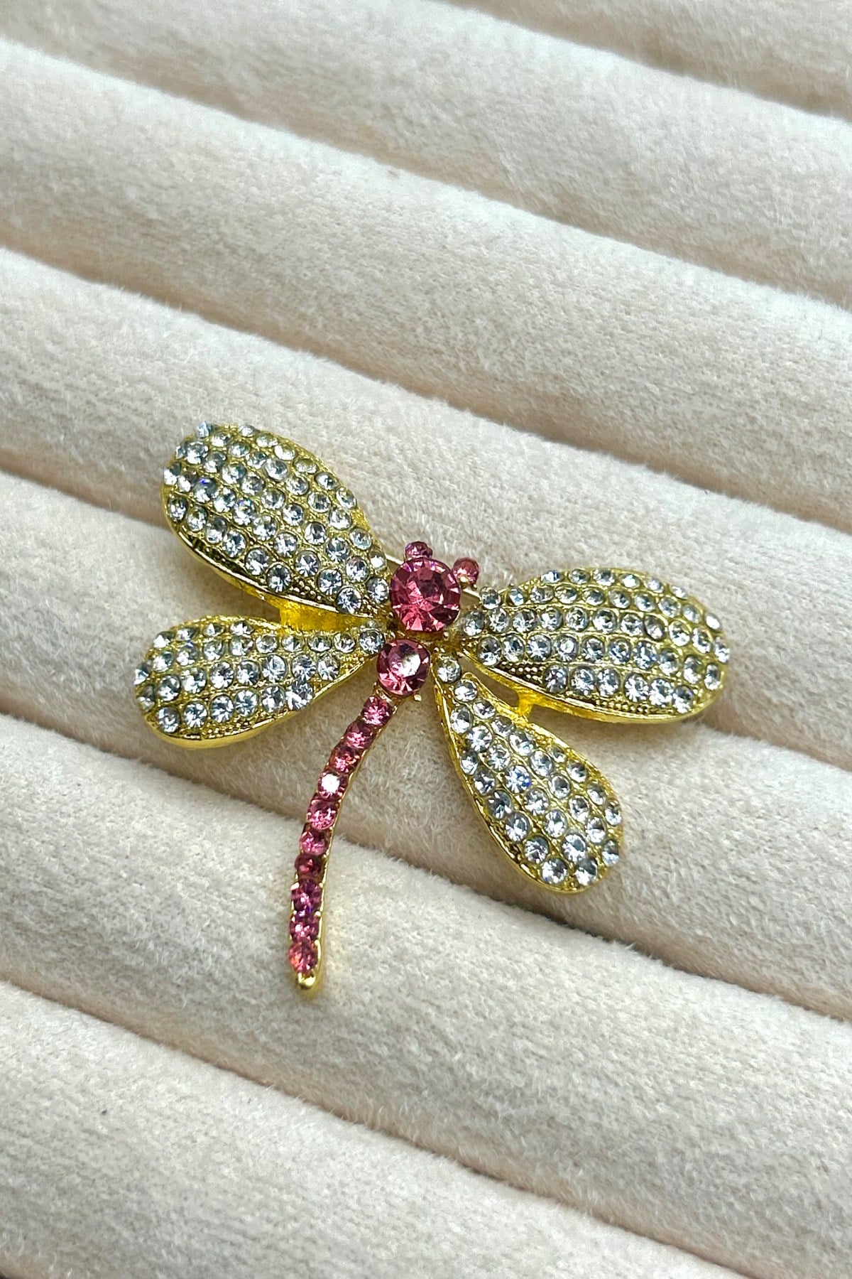 Pembe Zirkon Taşlı Yusufçuk Kadın Broş (4 cm) - Çanta, Ceket, Eşarp ve Yaka’da Kullanılabilir
