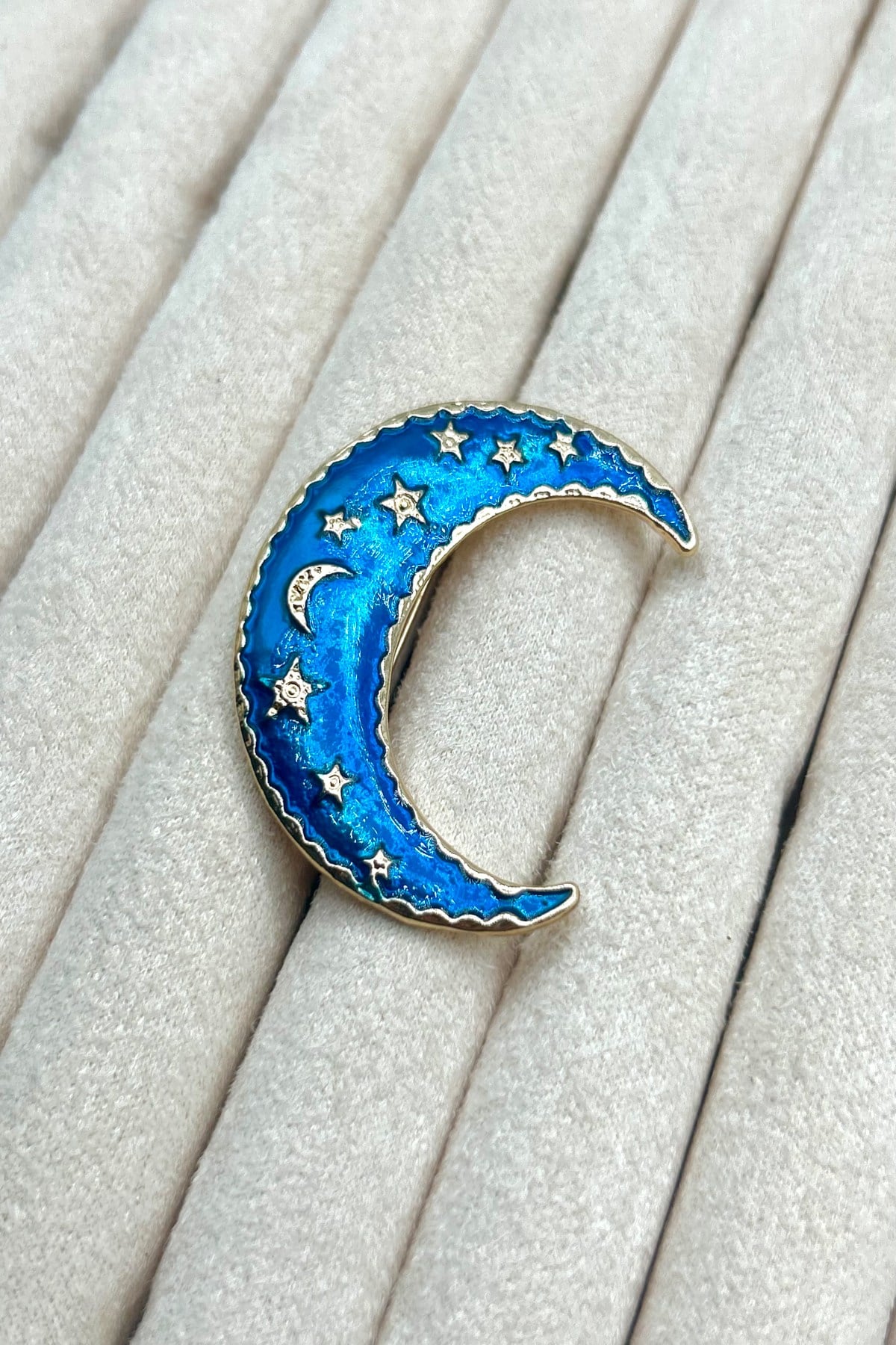 Uzay Temalı ve Parıltılı Broş/Rozet (4 cm) - Çanta, Şapka, Ceket ve Yaka'da Kullanılabilir