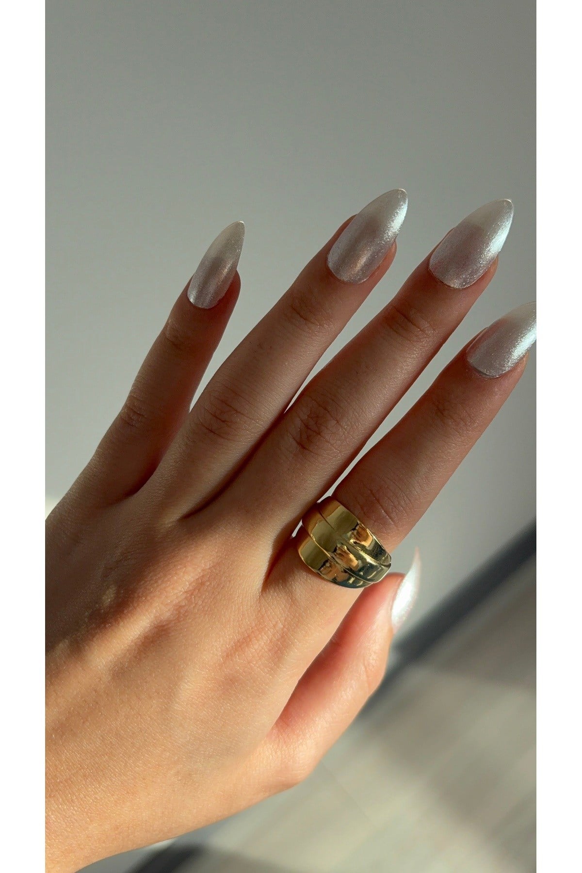 Gold Geniş Form Yüzük Modern Minimal Kalın Tasarım Kadın Yüzük