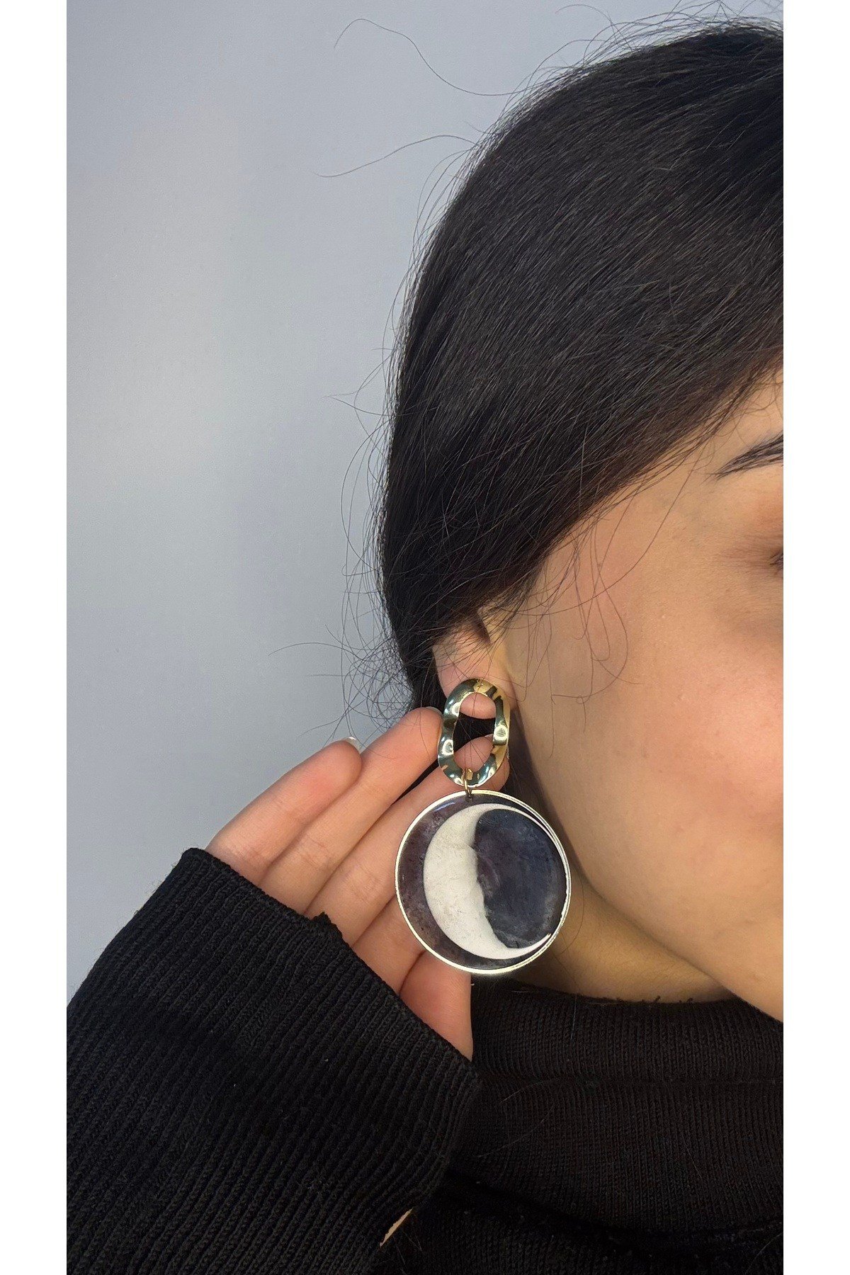 Mermer Desenli Yuvarlak Form Gold Küpe