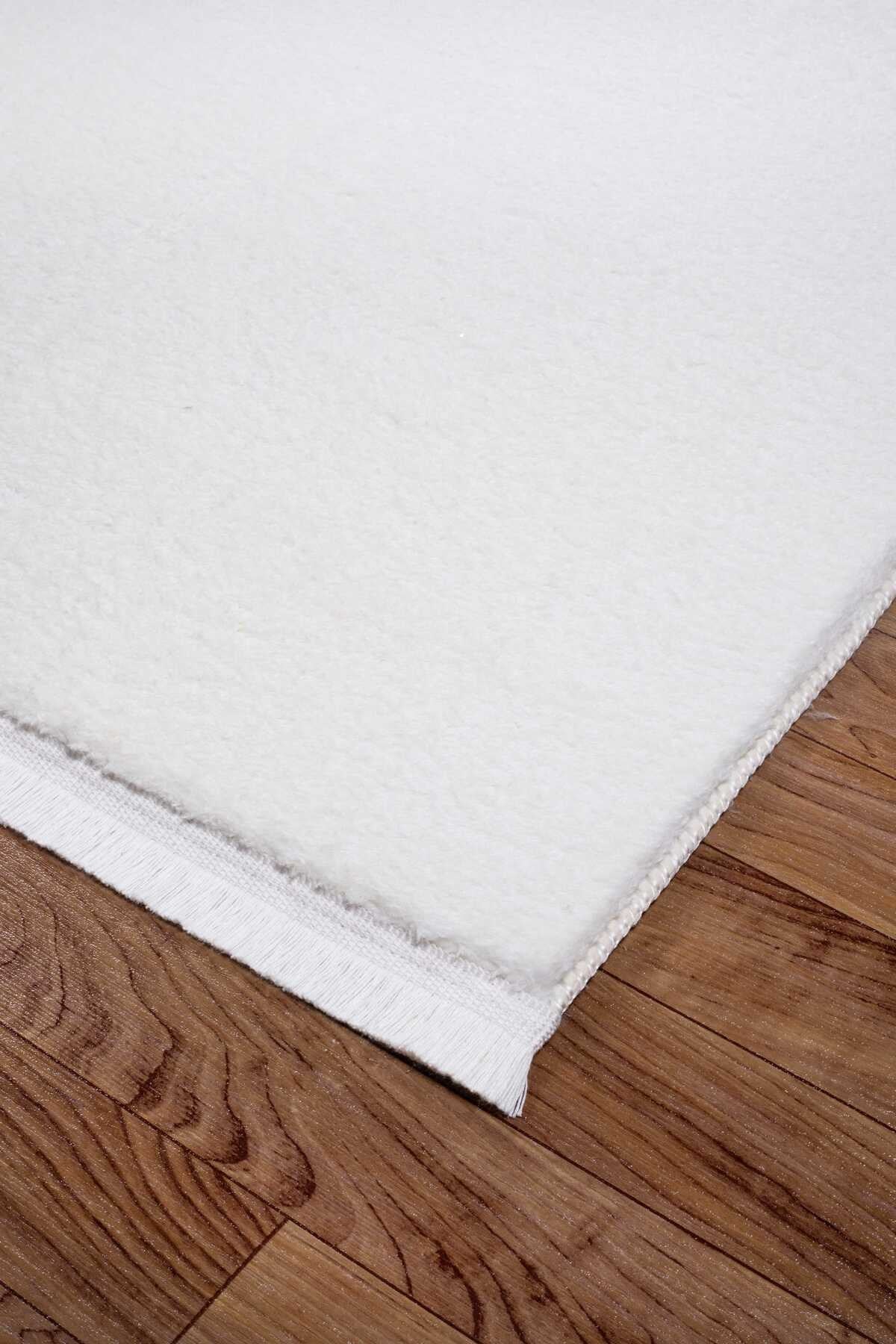 Vl Comfort Düz Saçaklı Peluş Düz Yolluk Ekru