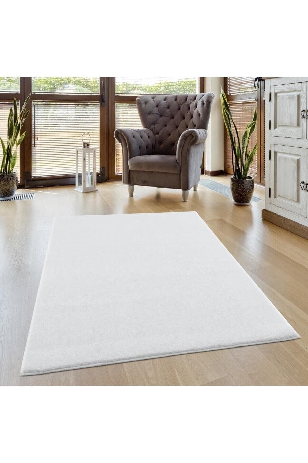 Vl Comfort Peluş Halı Beyaz Overloklu