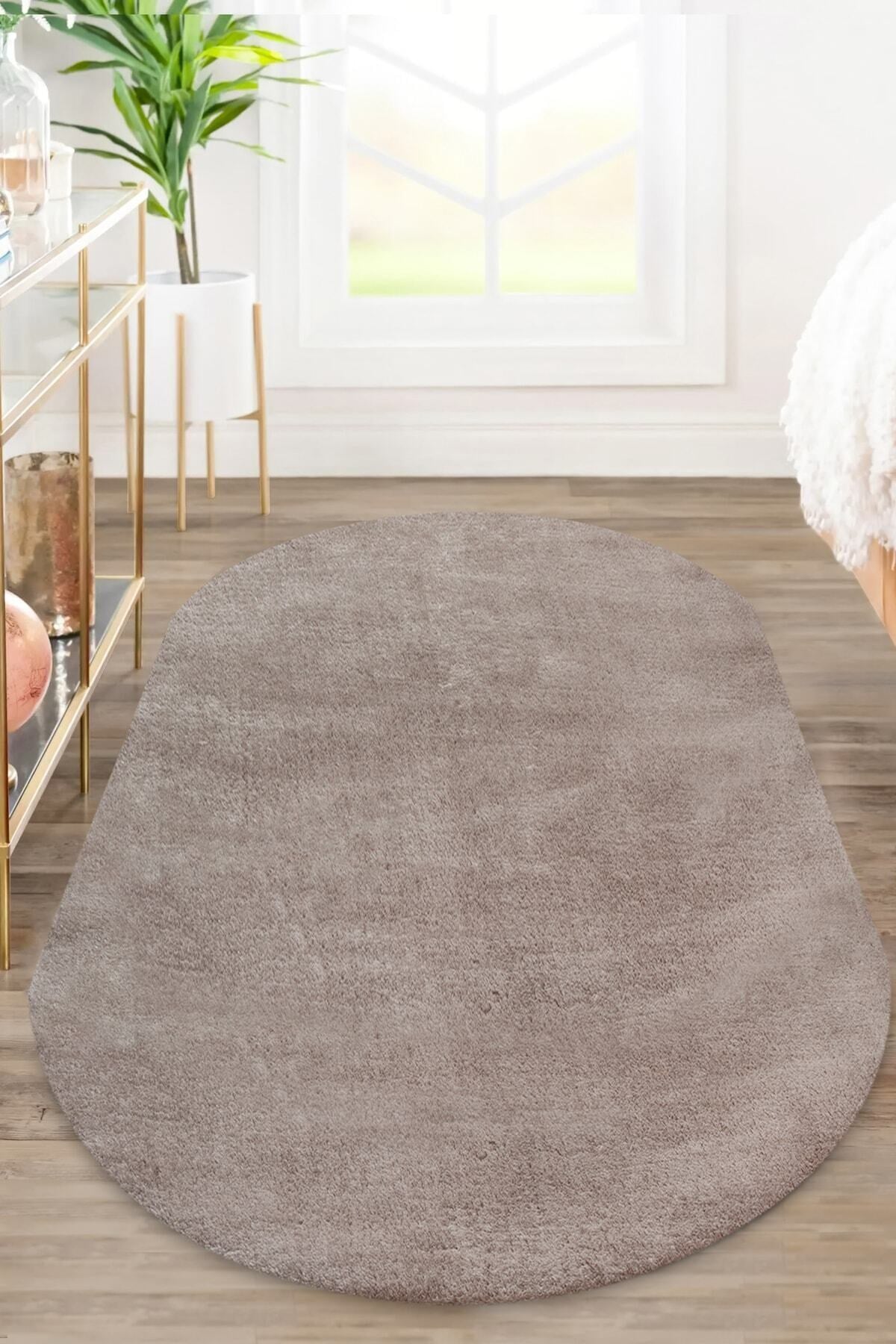 Vl Oval Comfort Overloklu Peluş Halı Kahverengi