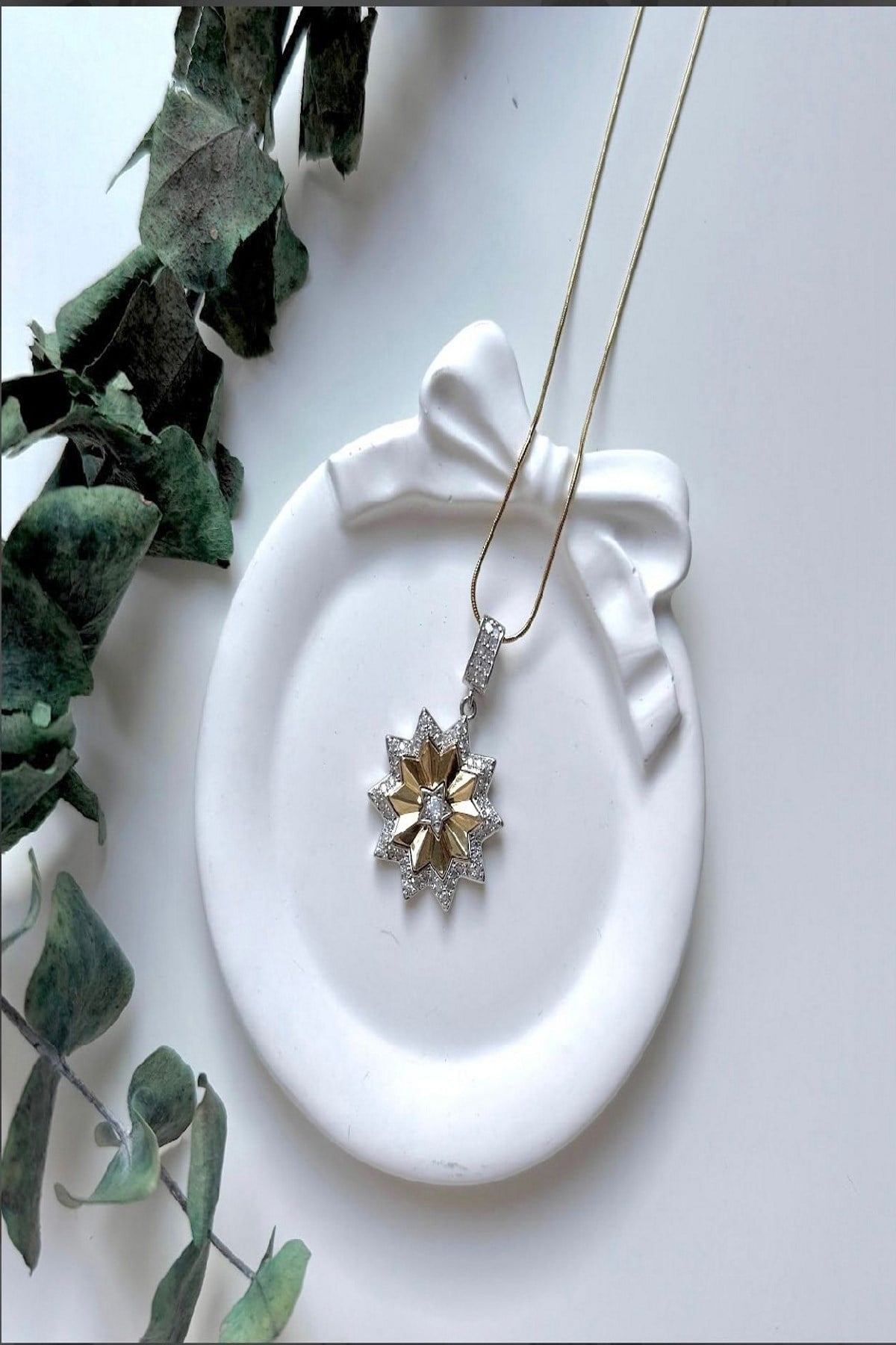 Kadın Çelik Kolye Tırtık Zirkon Taş Plaka Yıldız Model Kolye