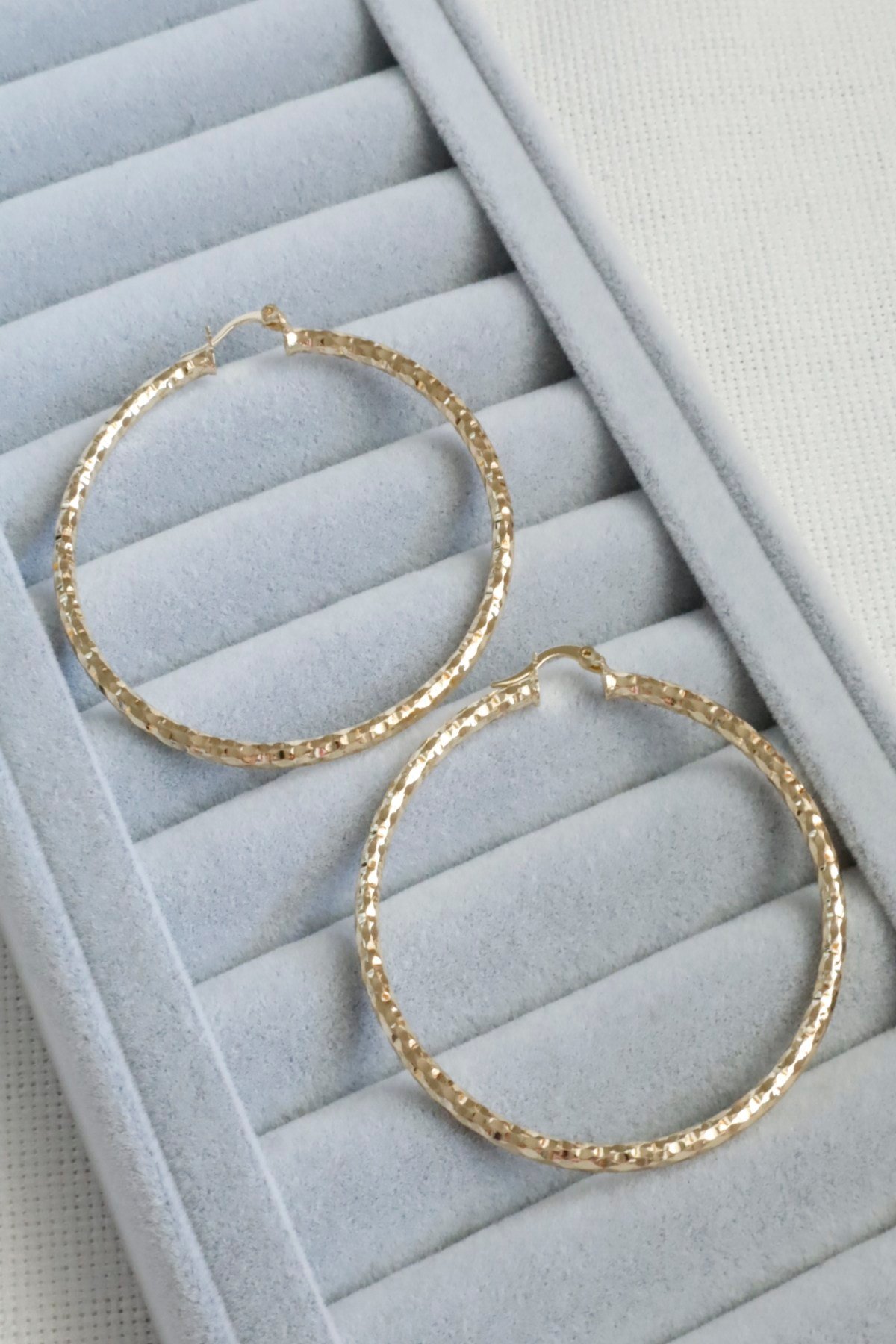 Kadın Küpe Kararmaz 14k Renk Vip Seri Dokulu Büyük Halka 6cm Küpe