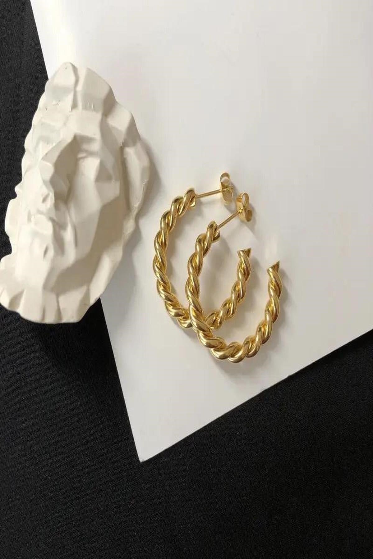 Kadın Küpe Kesik Halka Sık Burgu 2,5cm Küpe