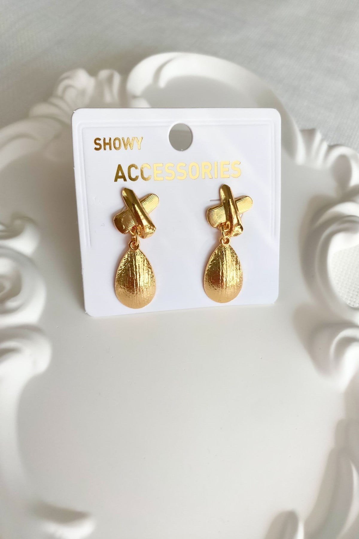 Kadın Küpe Sallantı Badem Çapraz Model Küpe