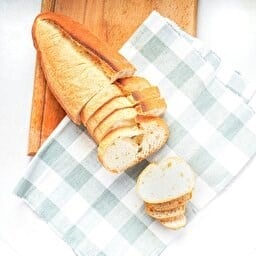 ASKIDA EKMEK (BAĞIŞ)
