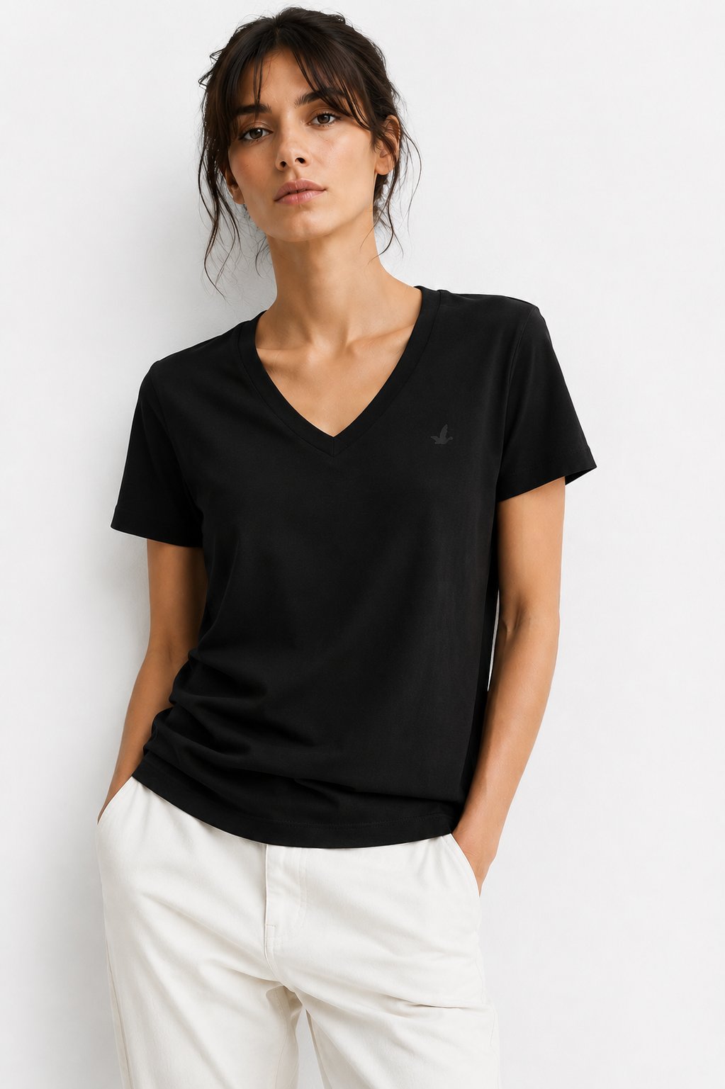 Orjinal marka V yaka basic tshirt- siyah