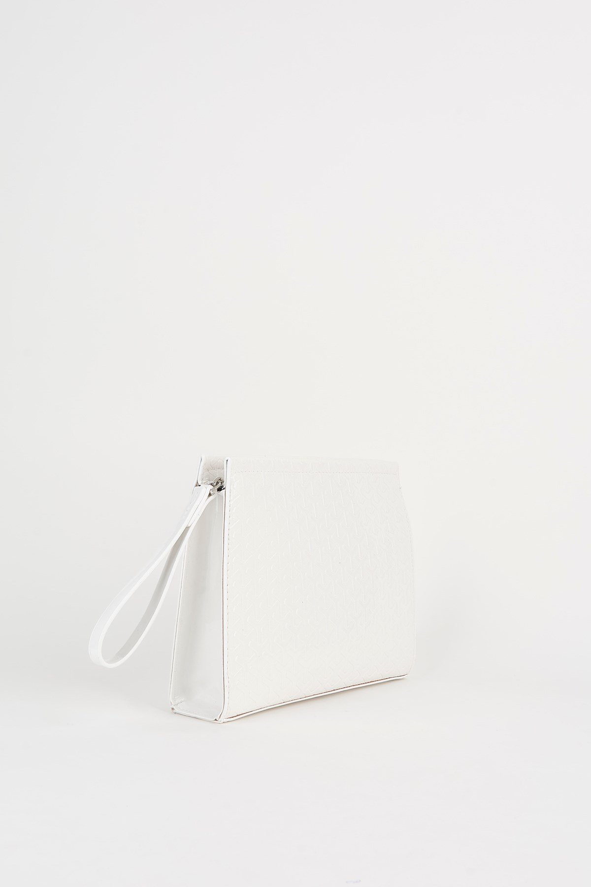 Kadın Petunya Dokulu Beyaz Astarlı Suni Deri Bilek Askılı Portföy El Ve Clutch Çanta