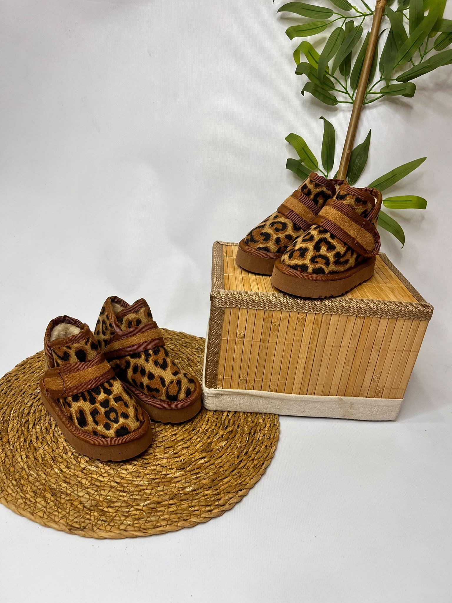 LEOPAR DESENLİ KÜRKLÜ ÇOCUK BOTU