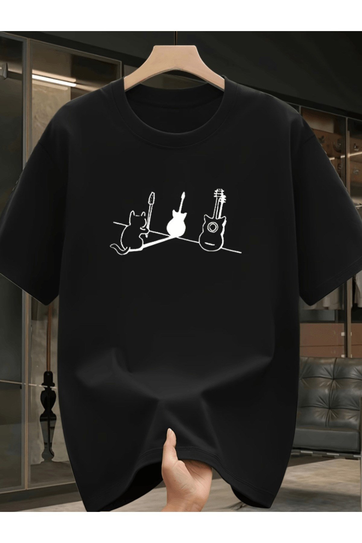 Gitar Bakan Sevimli Kedi Baskılı Premium Oversize T-shirt